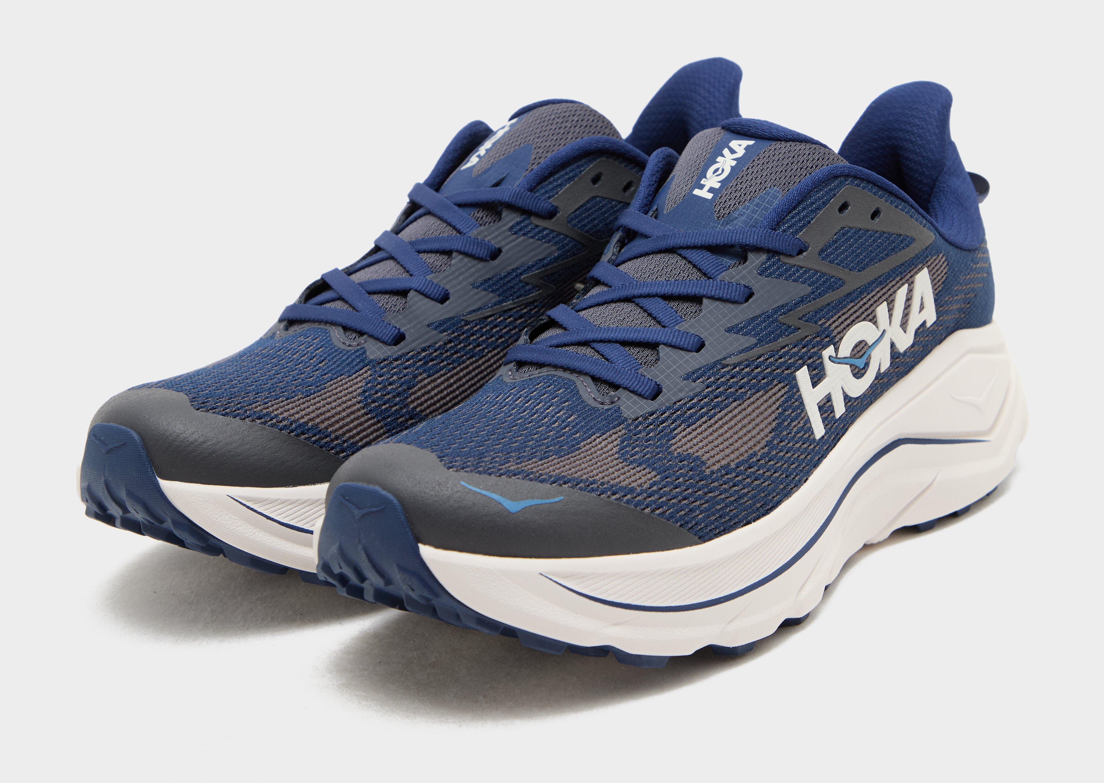 HOKA Challenger 8