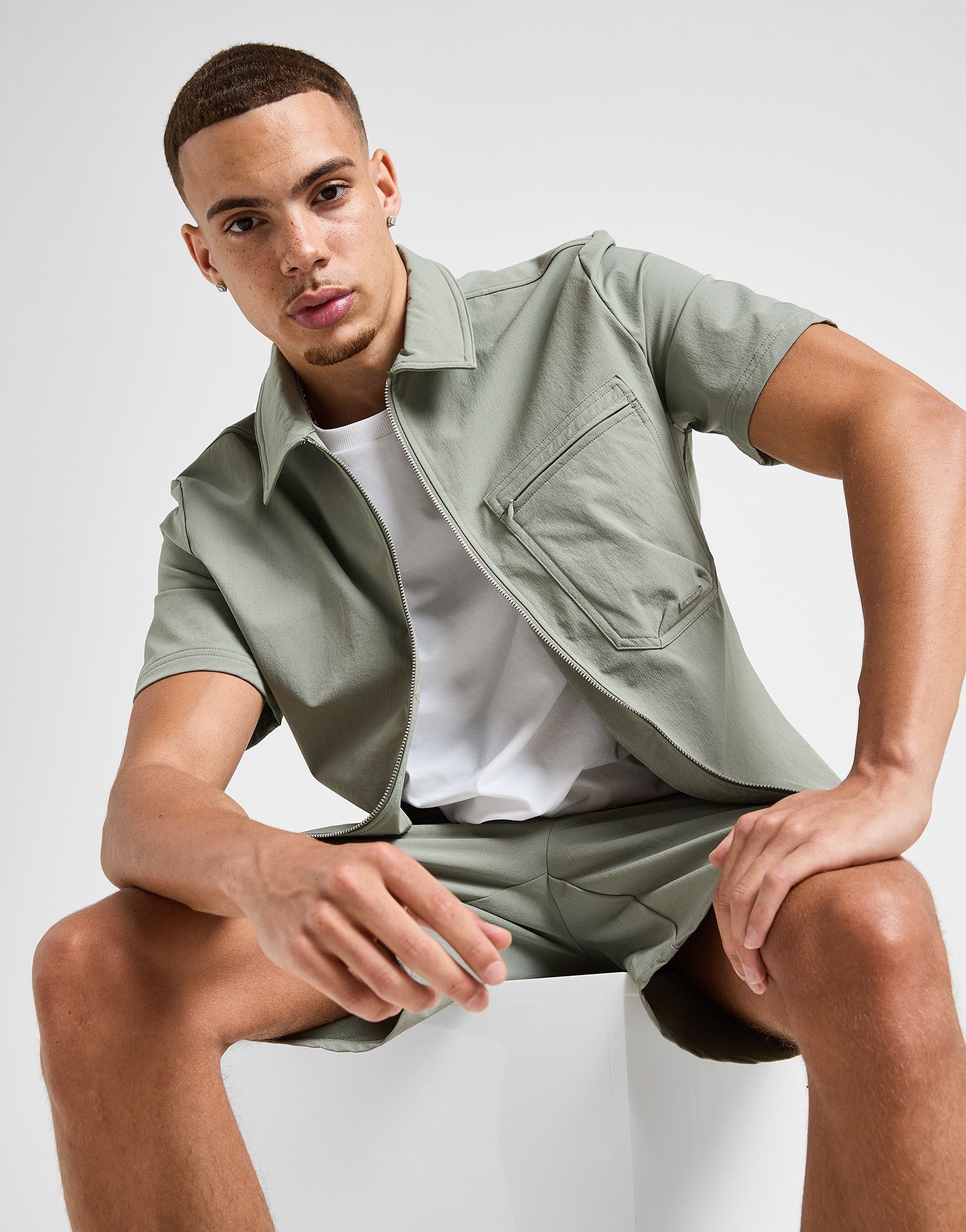Barbour Pour des hommes Chemise à manches courtes sur mesure Oxtown, blanc