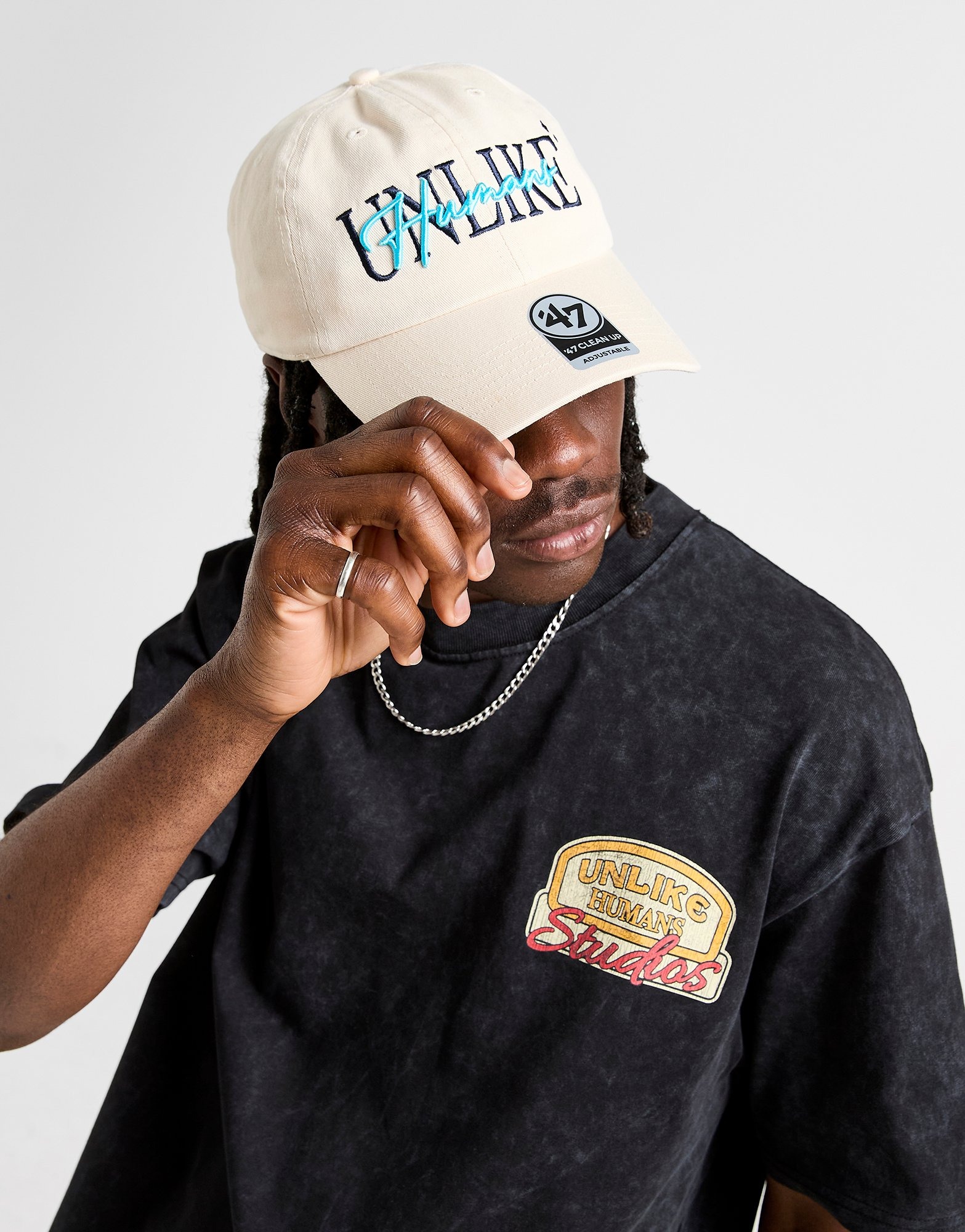 Unlike Humans Script Cap in Beige - JD Sports Italia