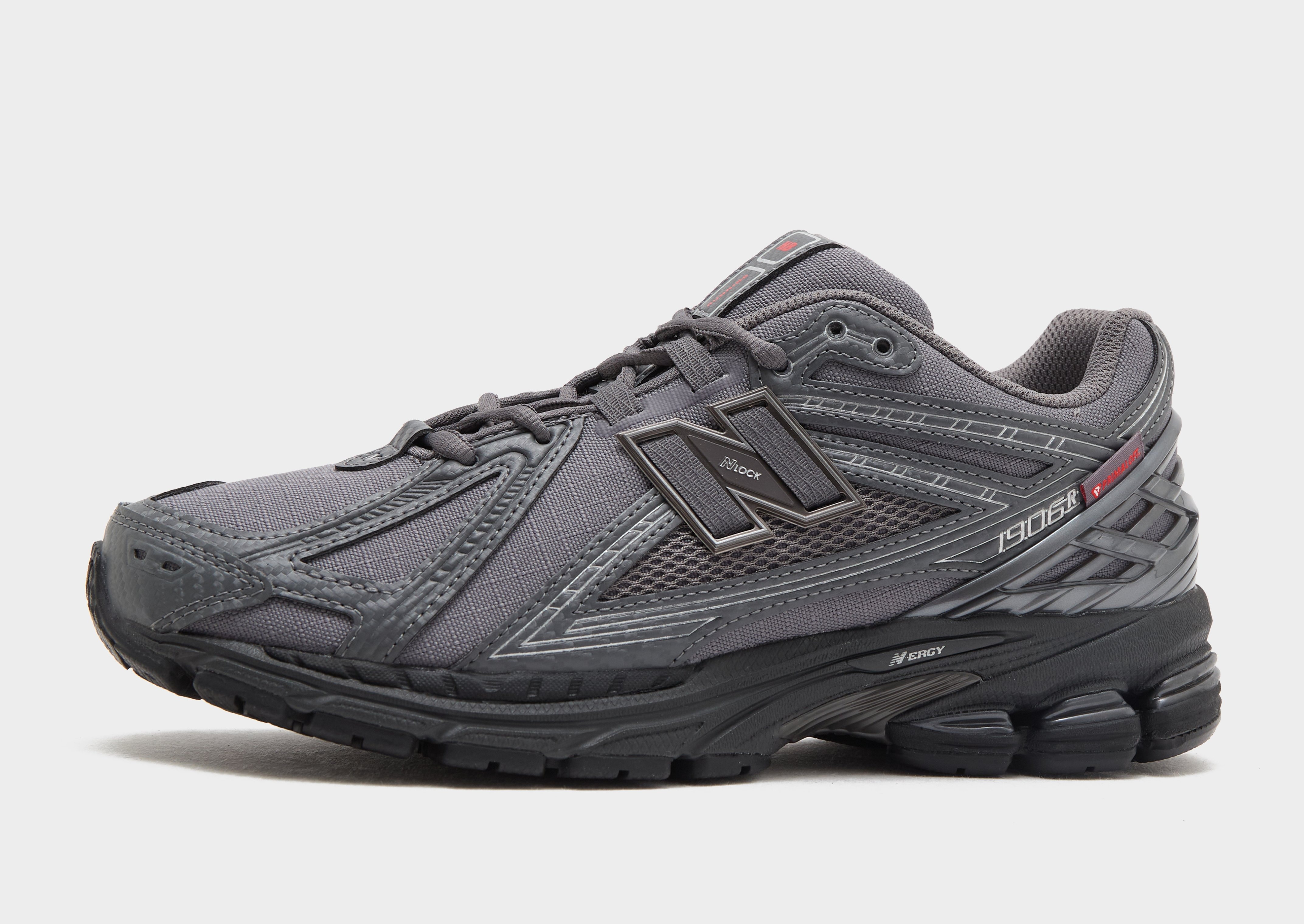 【New Balance】1906R ダークグレー jd_768509_a?qlt=92