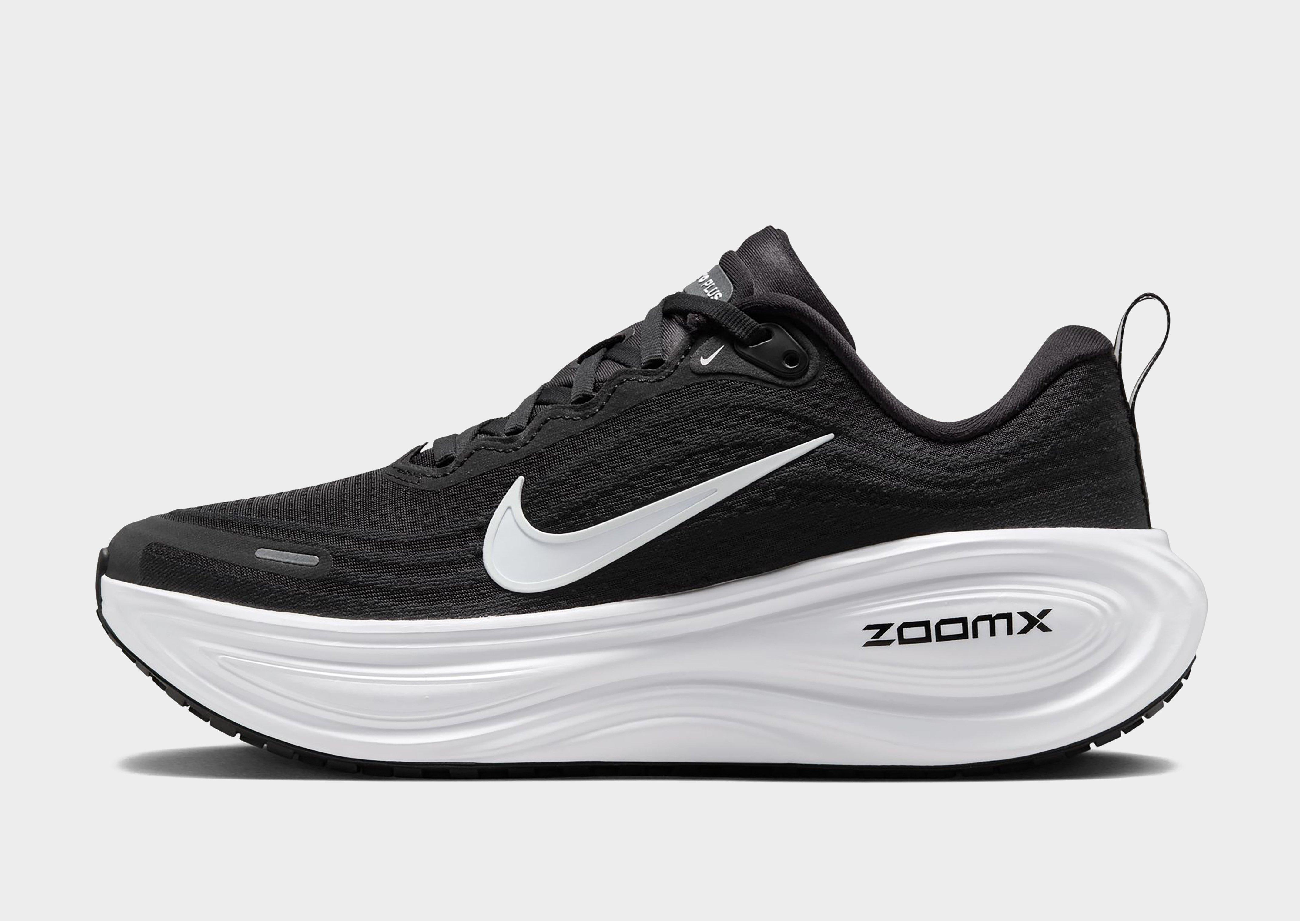 Nike Hardloopschoenen voor dames (straat) Vomero Plus — foto 2 van 9