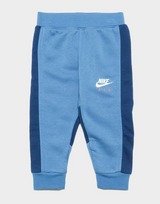 Nike Air Pullover + Pants Set Infant