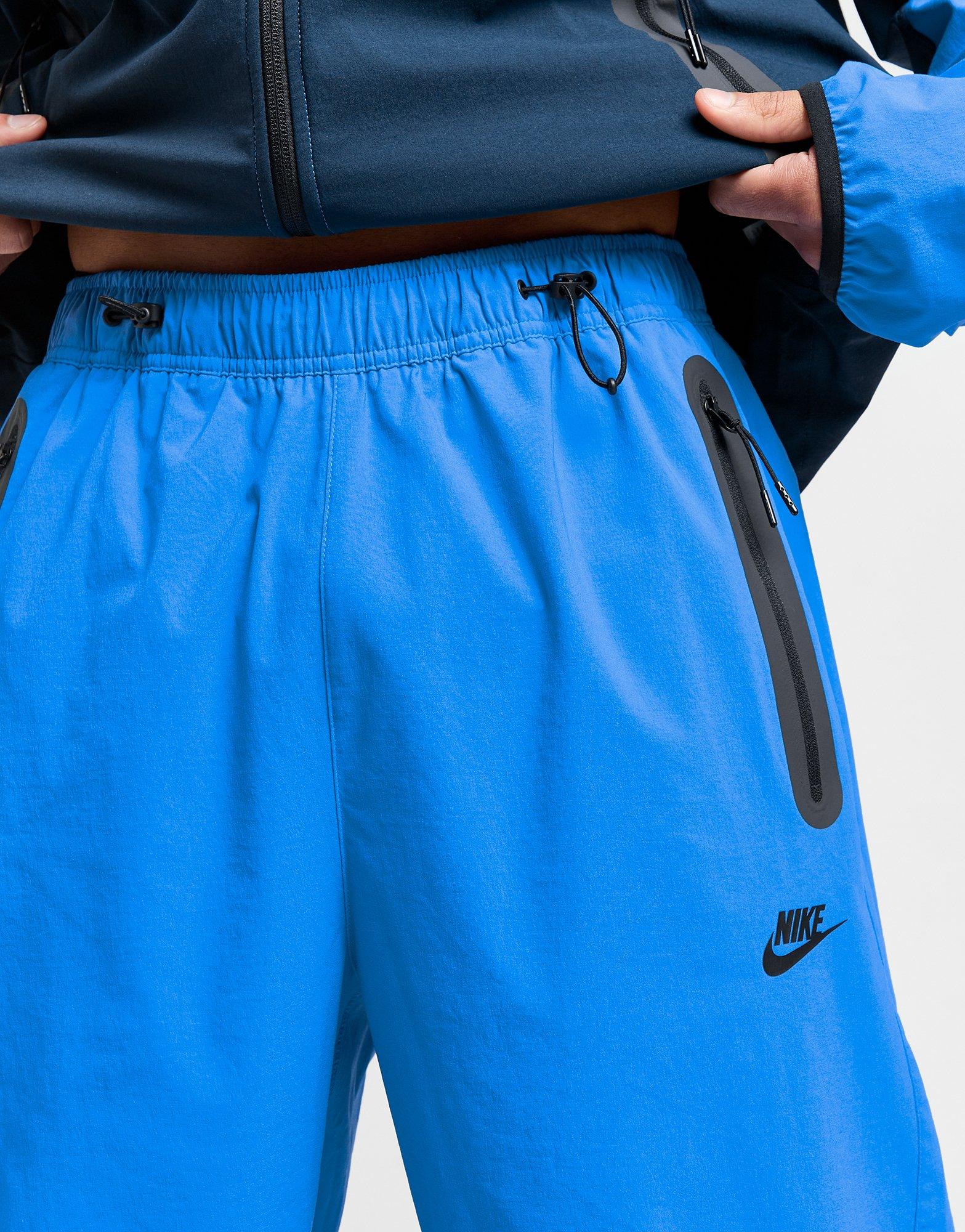 Nike MEN'S OVERSIZED WOVEN