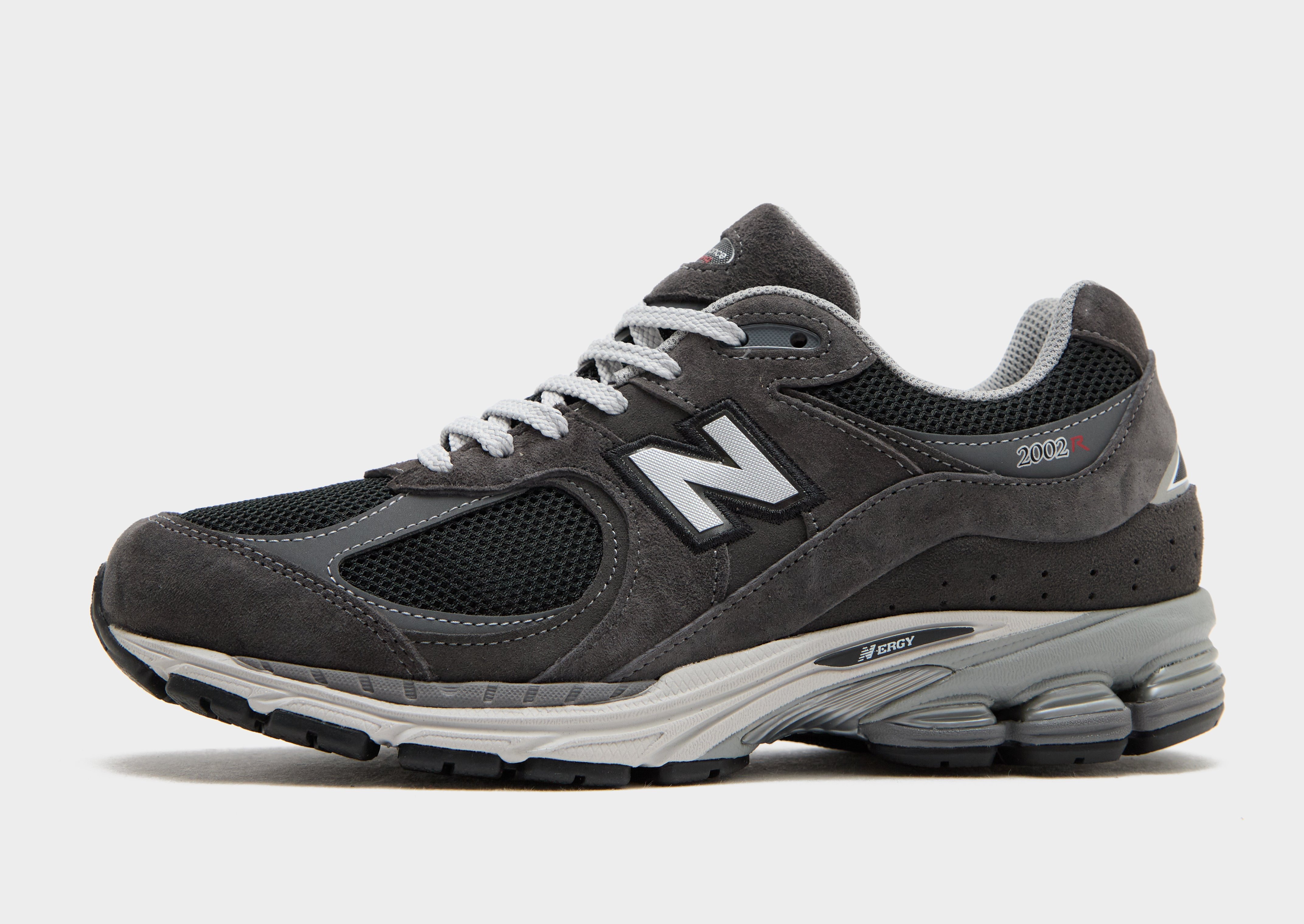 Grey New Balance 2002R - JD Sports Global