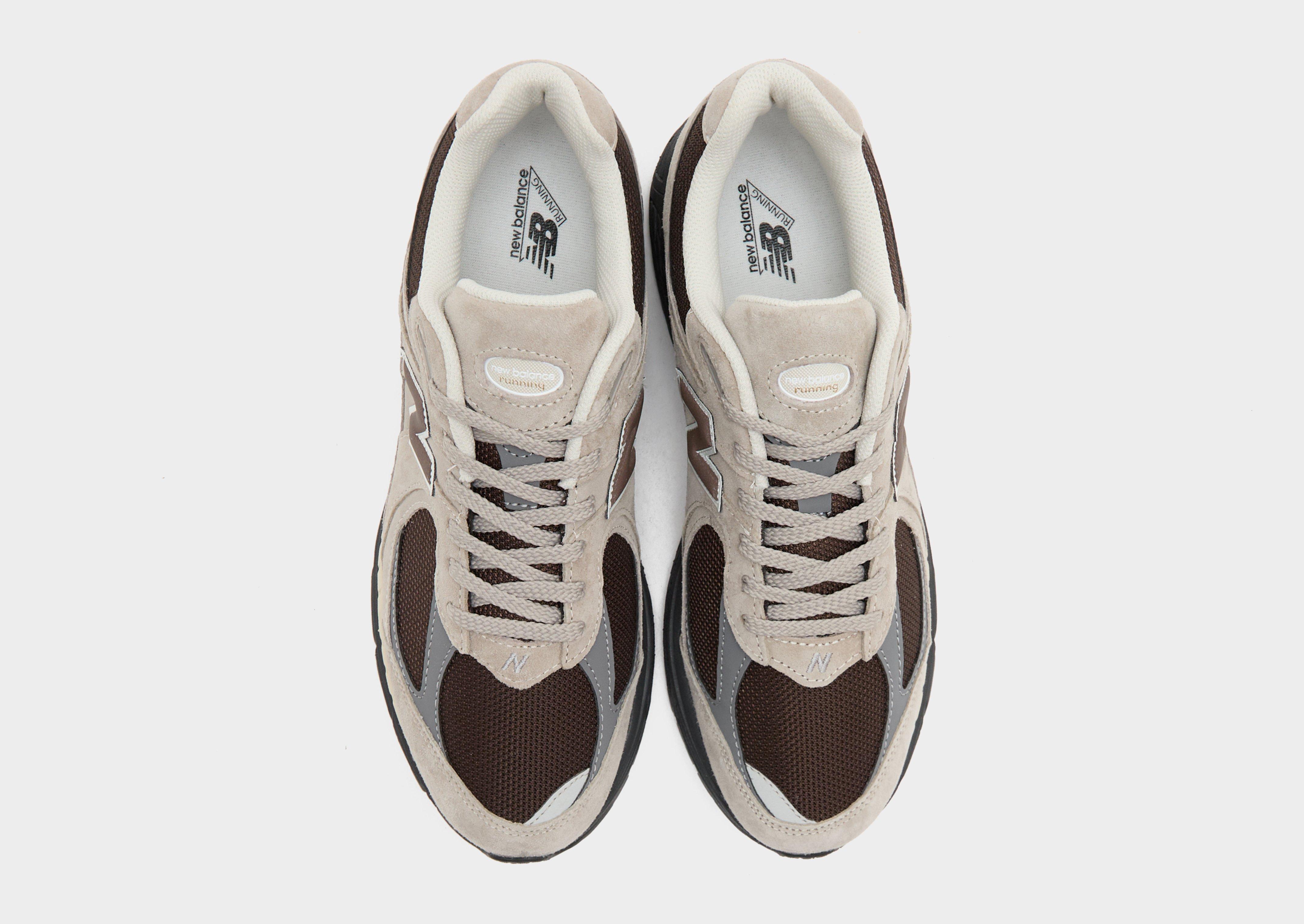 New Balance 2002R