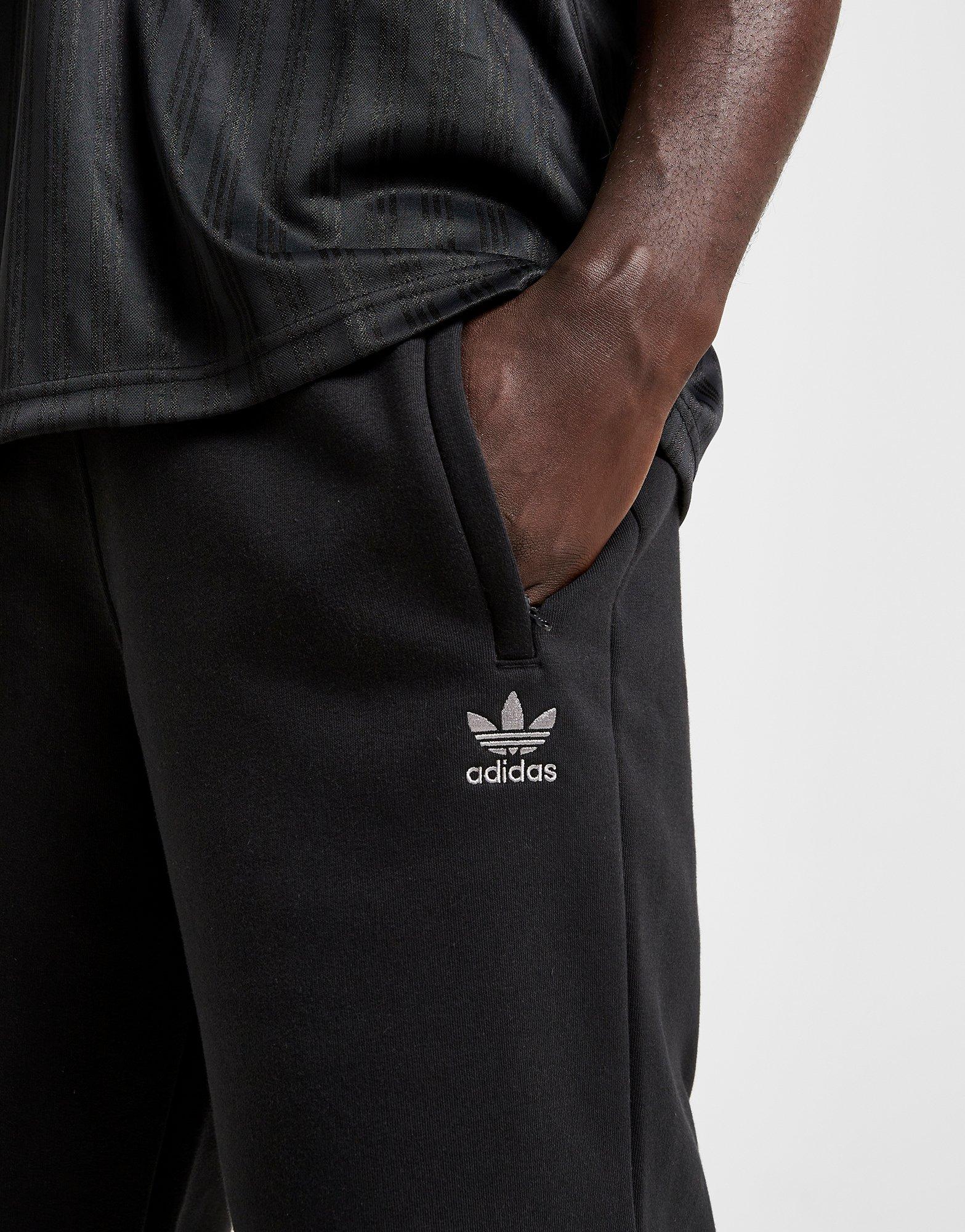 adidas Originals Short Trefoil Essentials