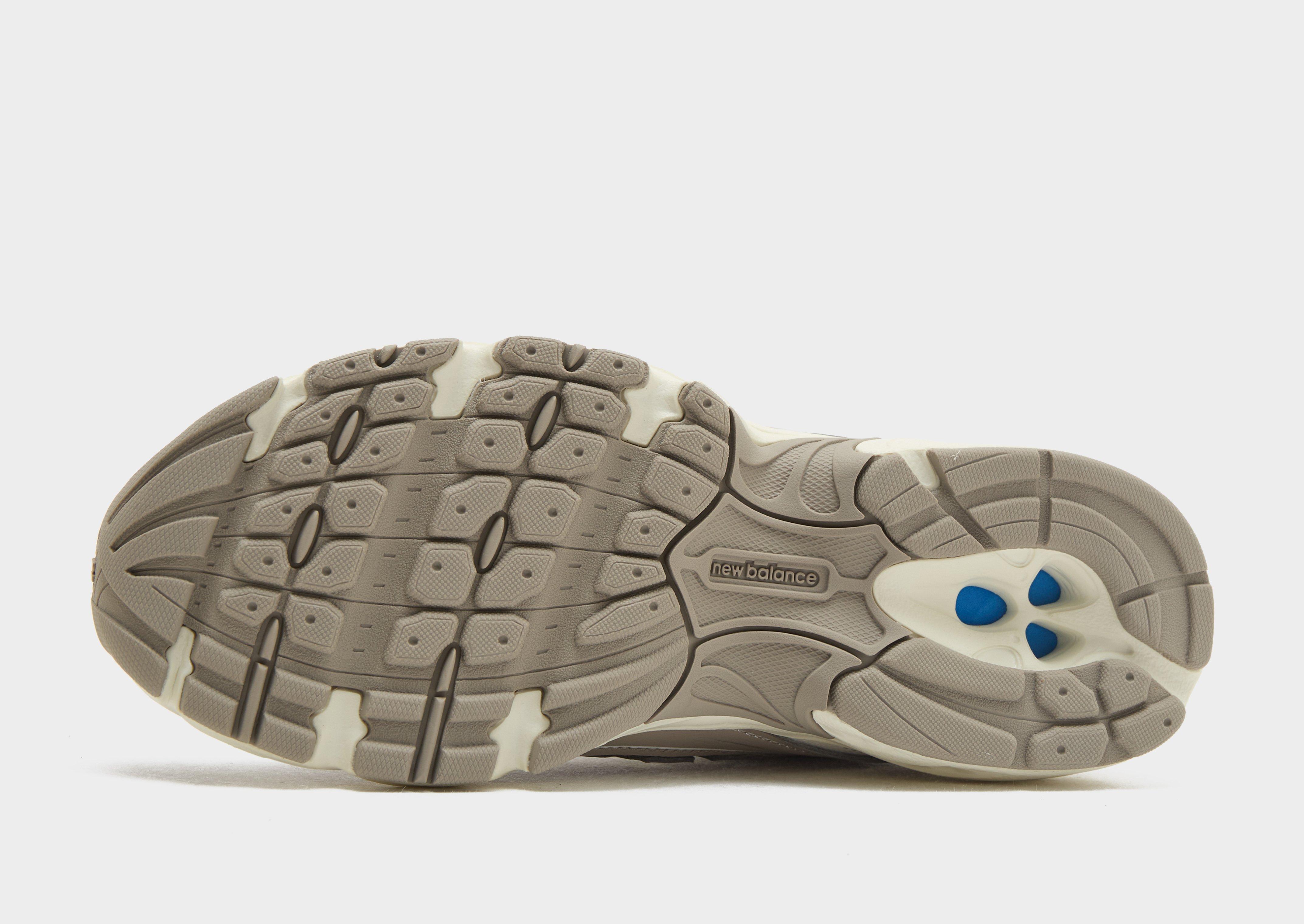 New Balance 740 Junior