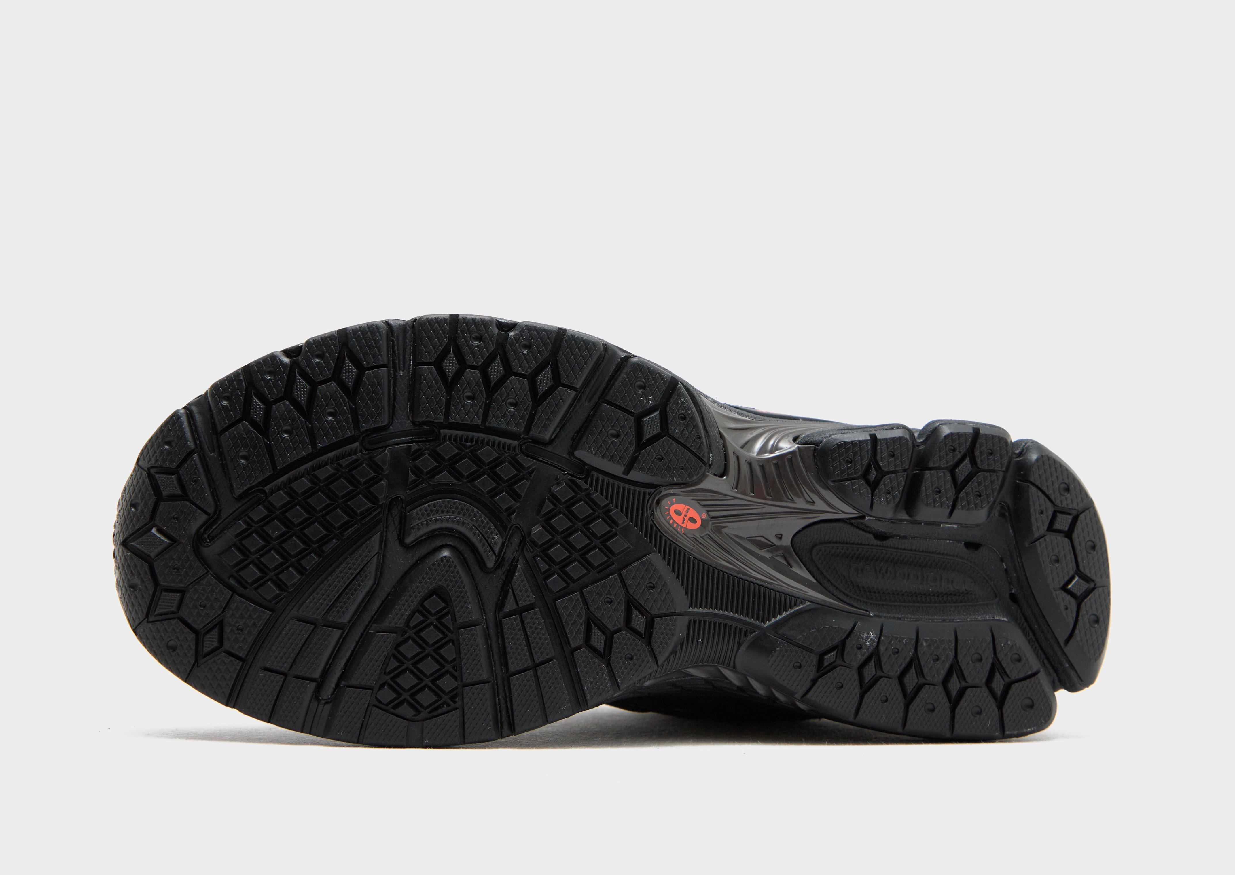 New Balance 2002R Junior