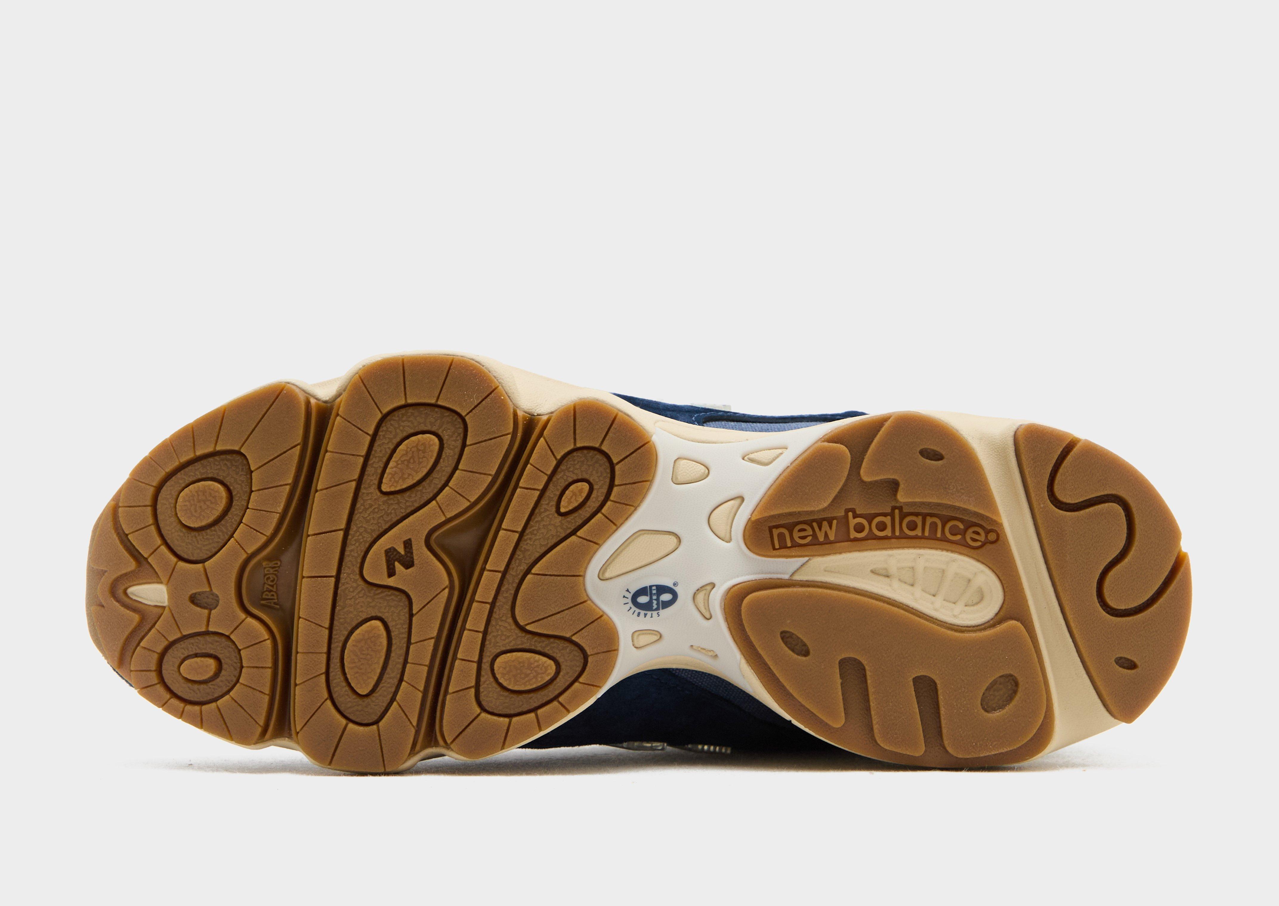 New Balance 1000 Women's