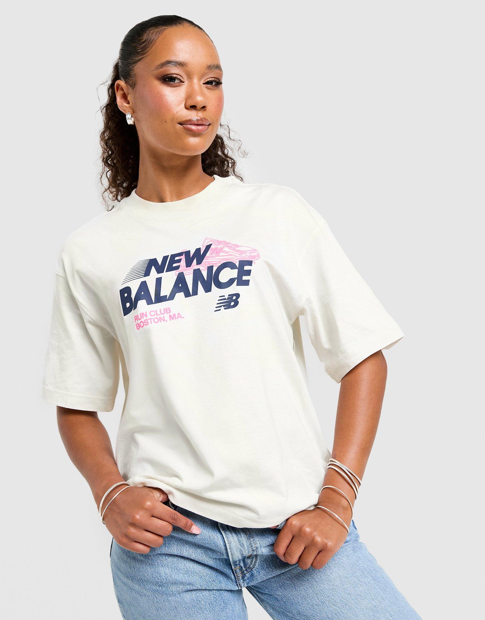New Balance Run Footwear Boyfriend T-Shirt Damen