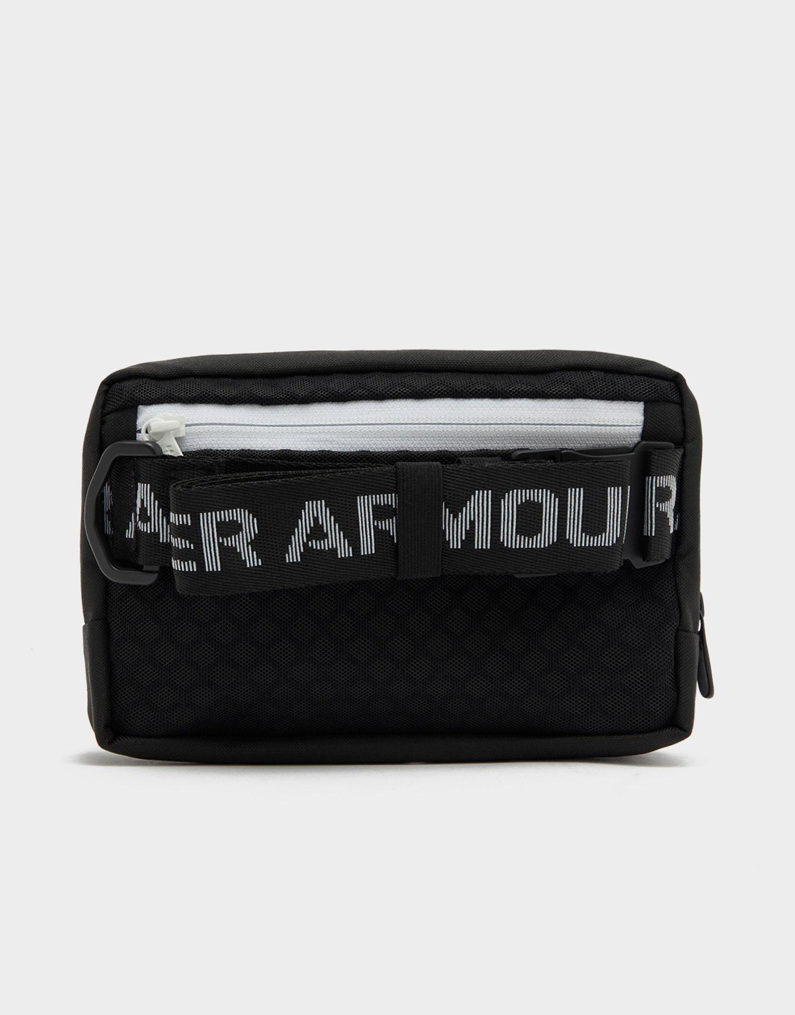 Under Armour Essential Crossbody Waist Bag