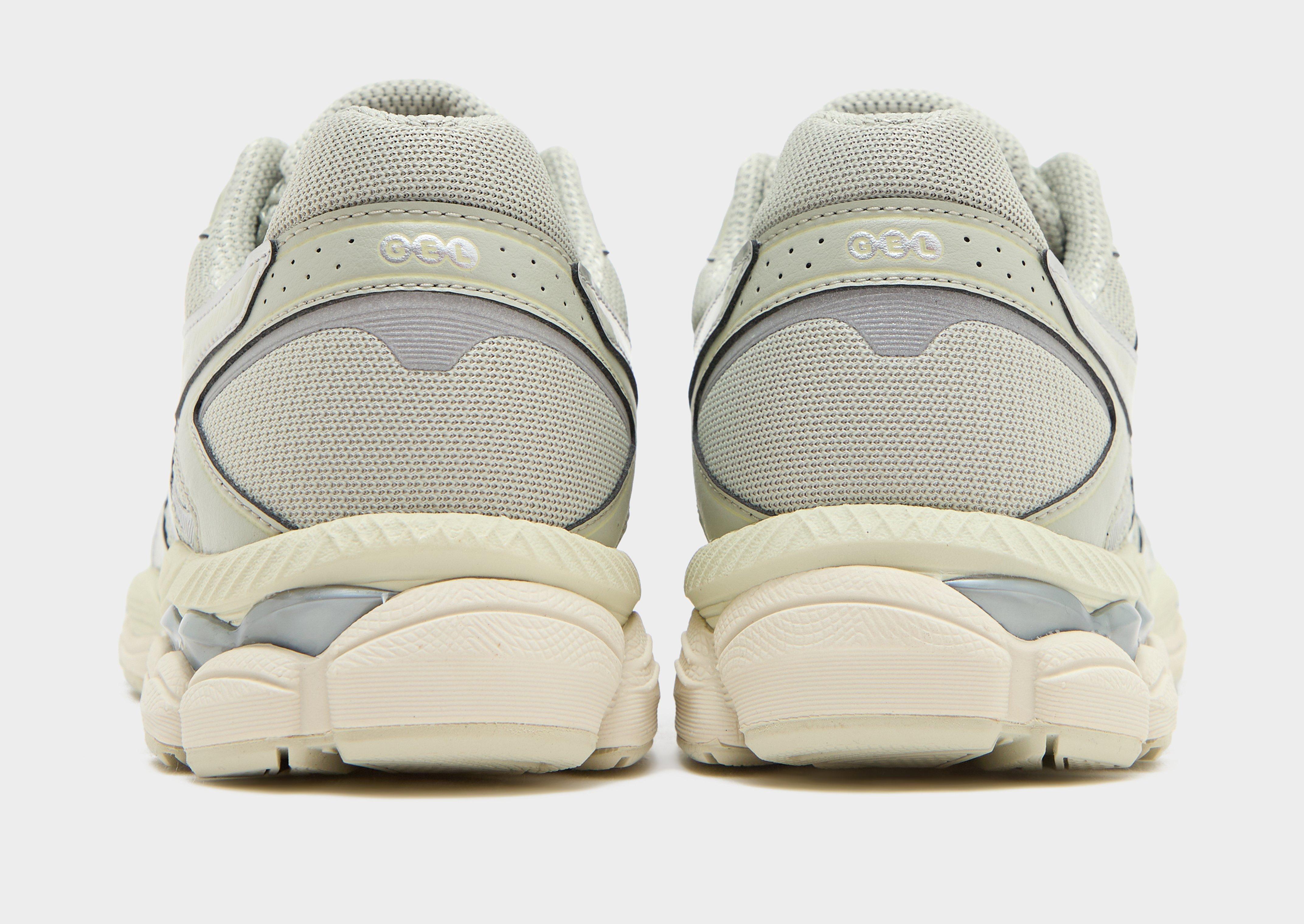 ASICS GEL-CUMULUS 16