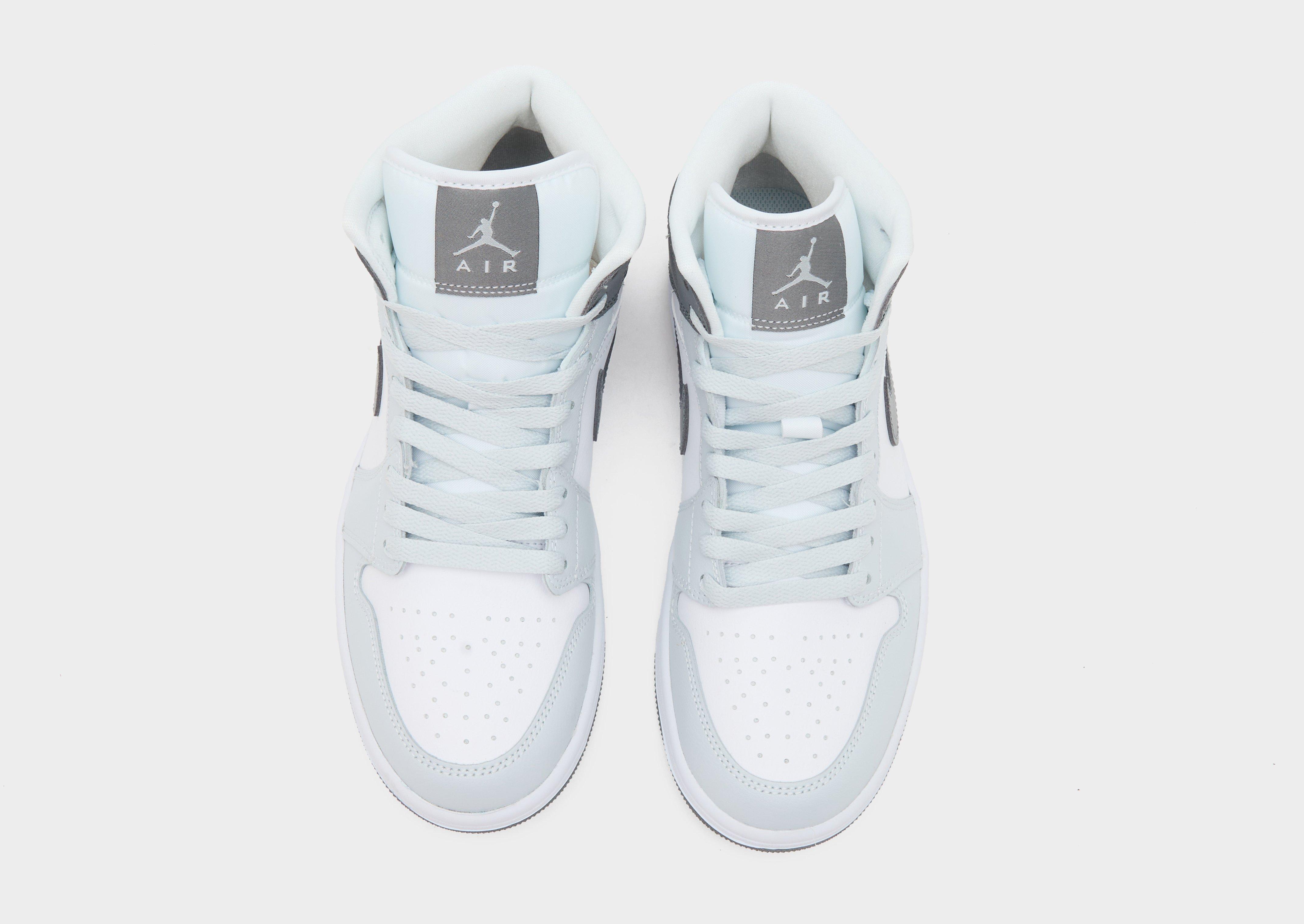 Jordan Air 1 Mid para mujer