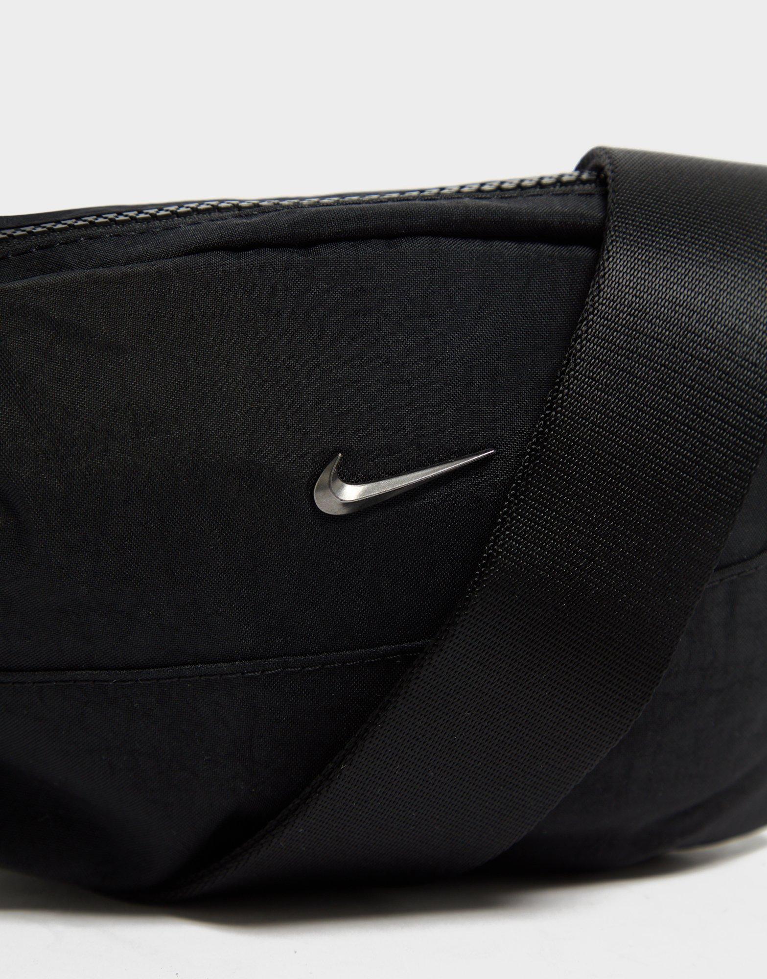 Nike Aura 1 Crossbody Bag
