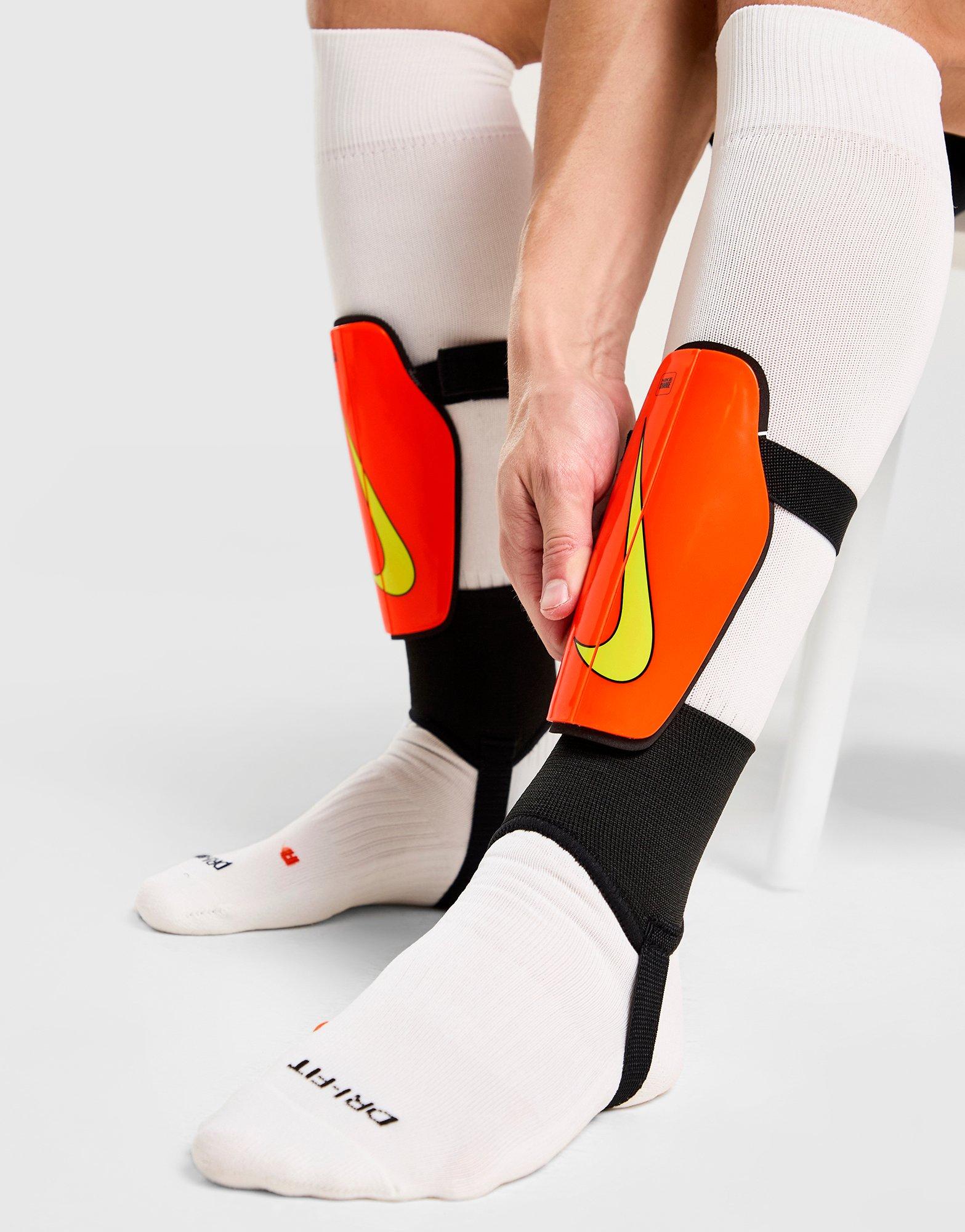 Nike Parastinchi Mercurial Hardshell