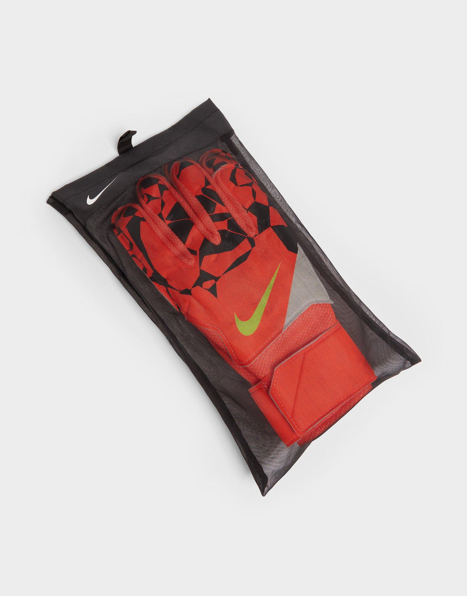 Nike Match Goalkeeper Gloves Junior