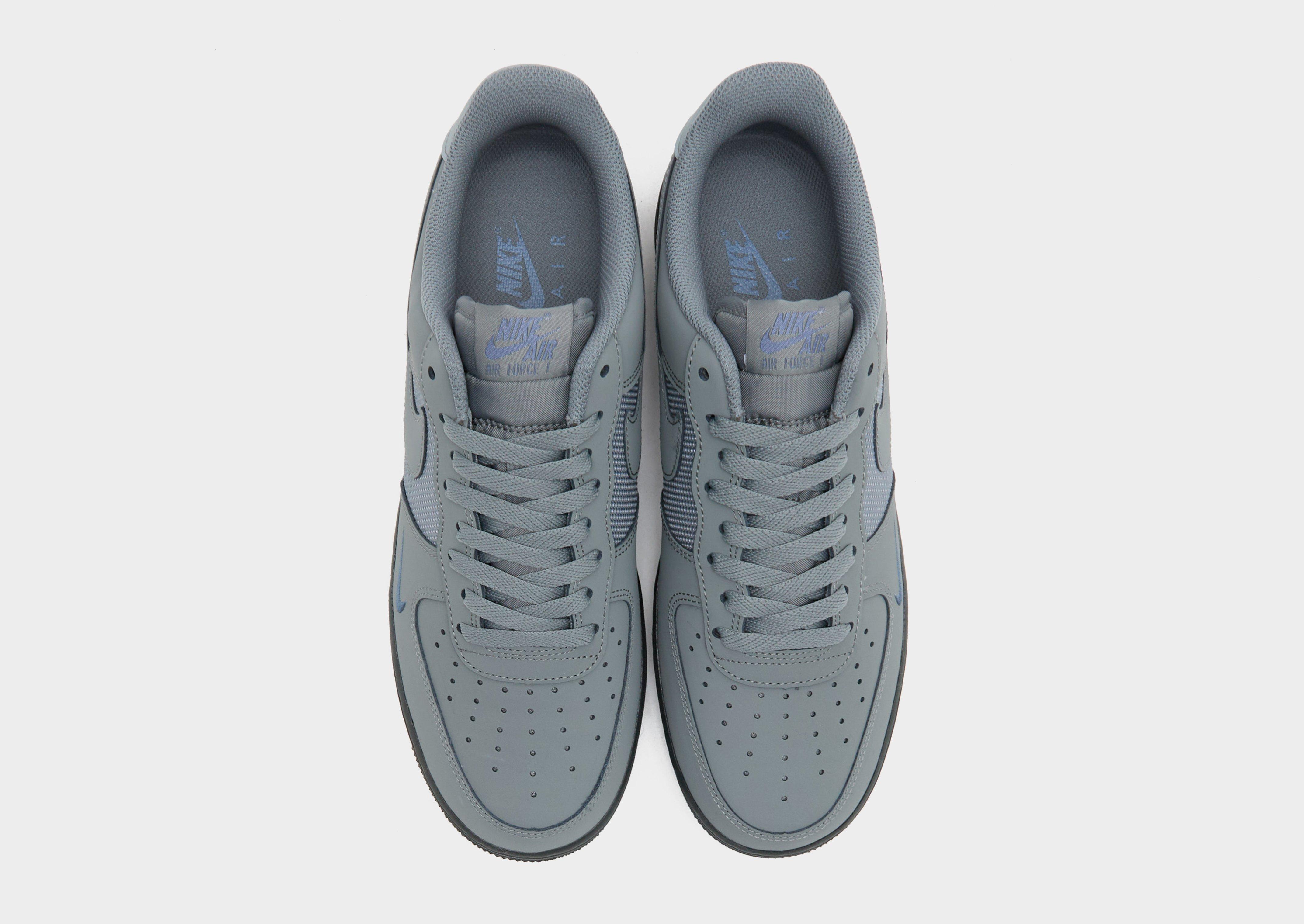 Nike Air Force 1 '07 LV8