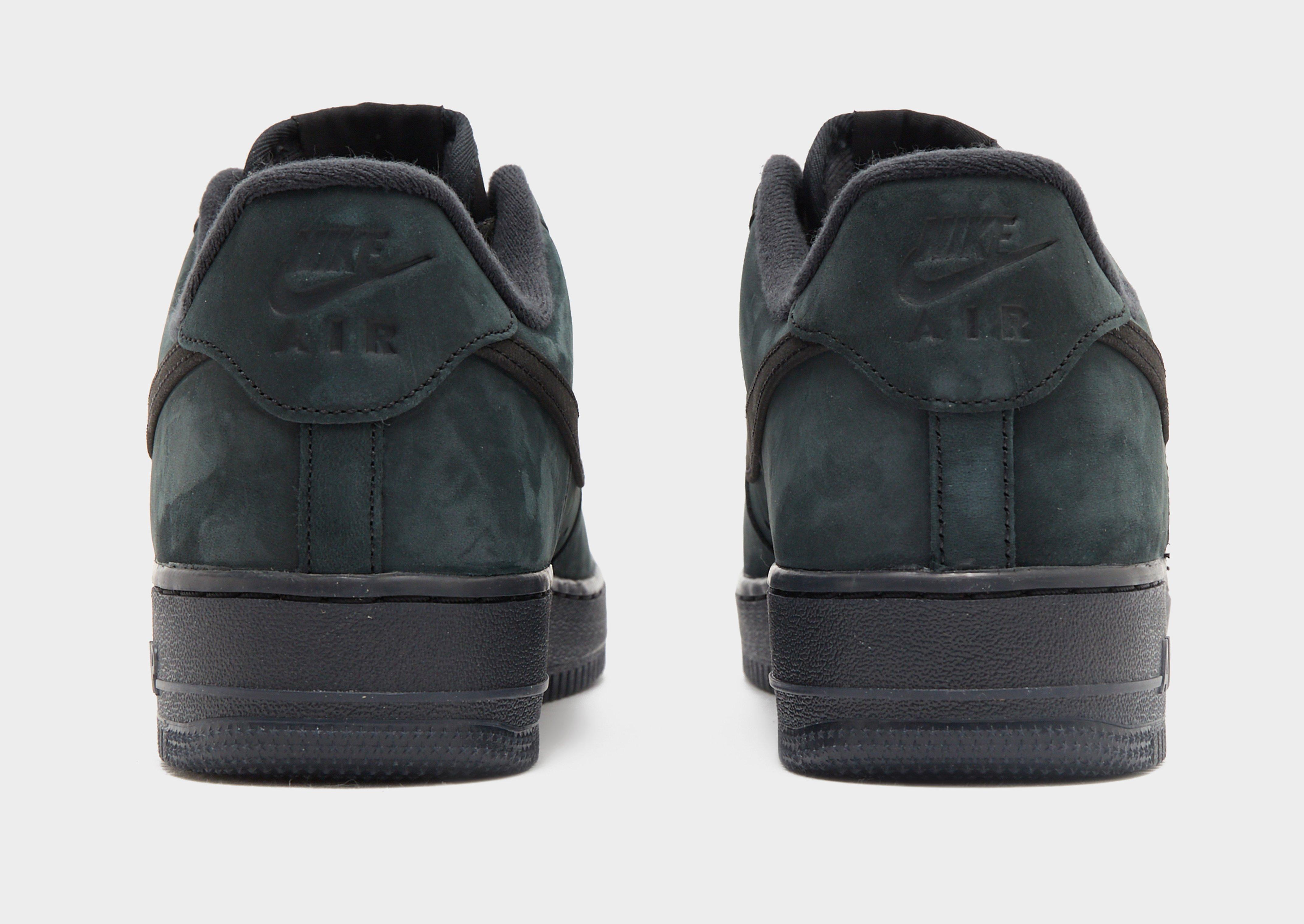 Nike Air Force 1 '07 WB