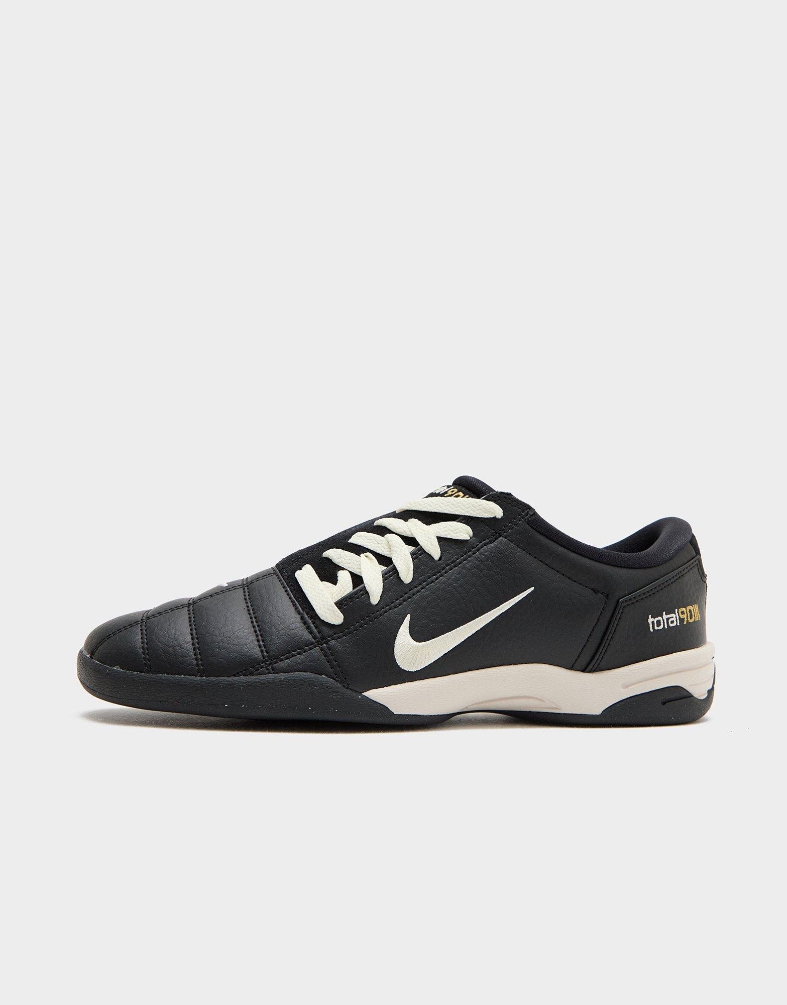 Nike Total 90