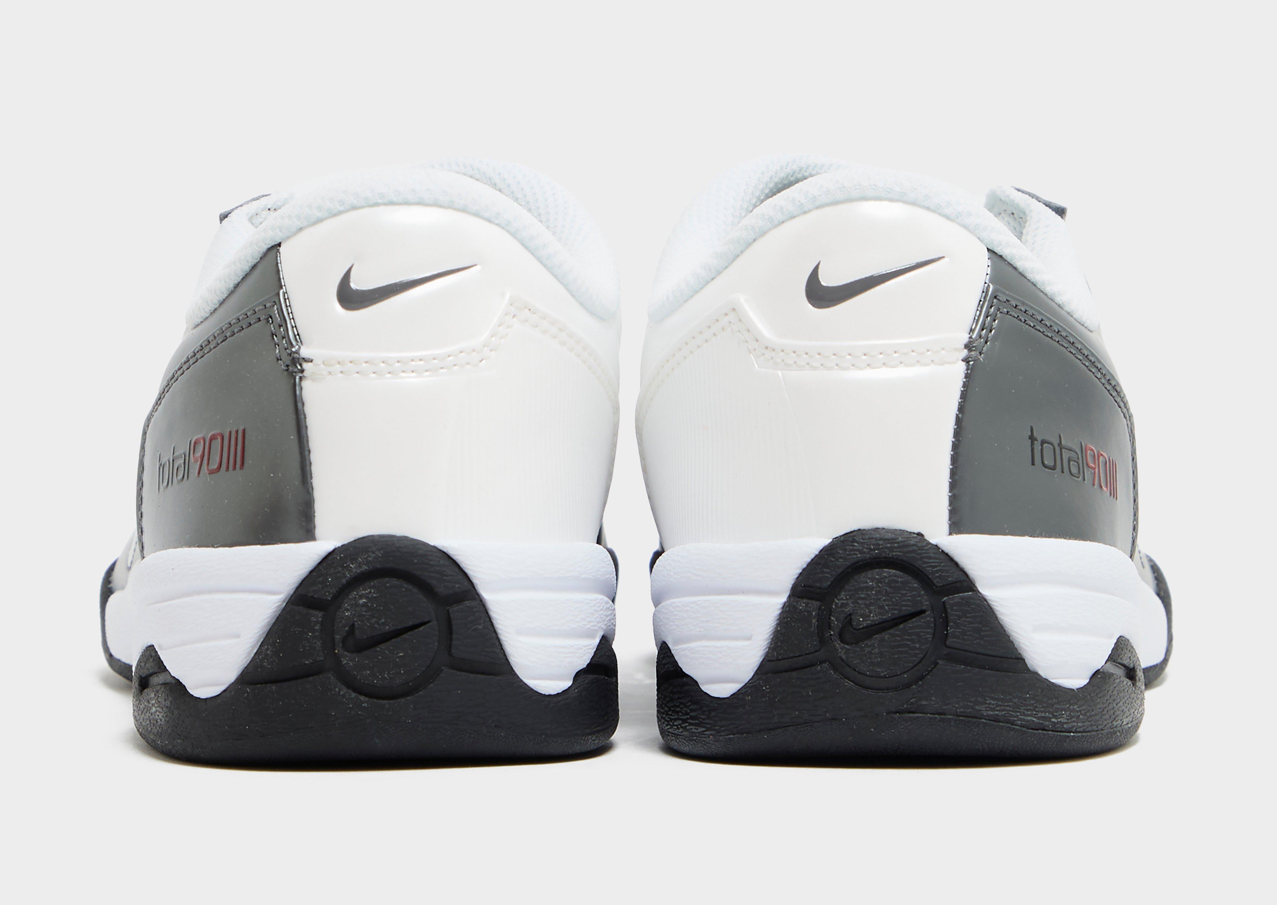 Nike Total 90