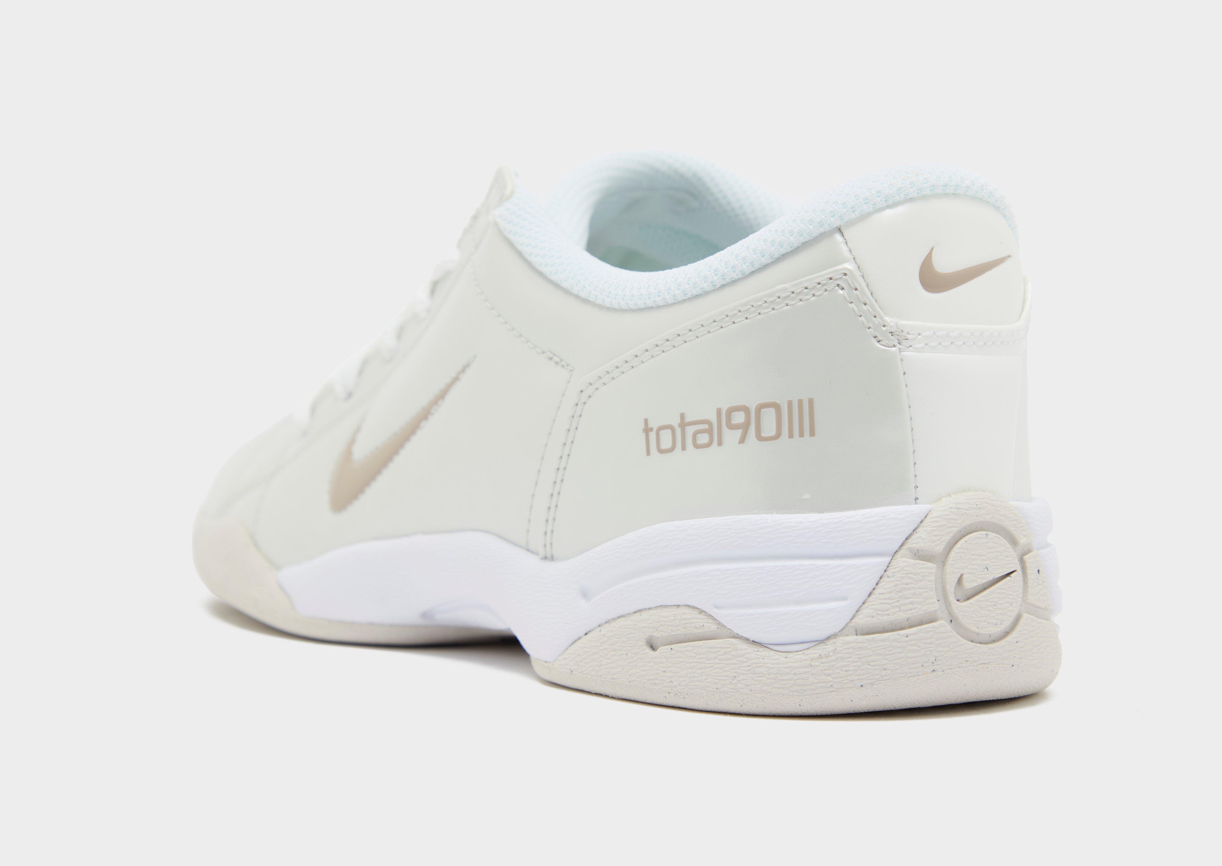 Nike Total 90