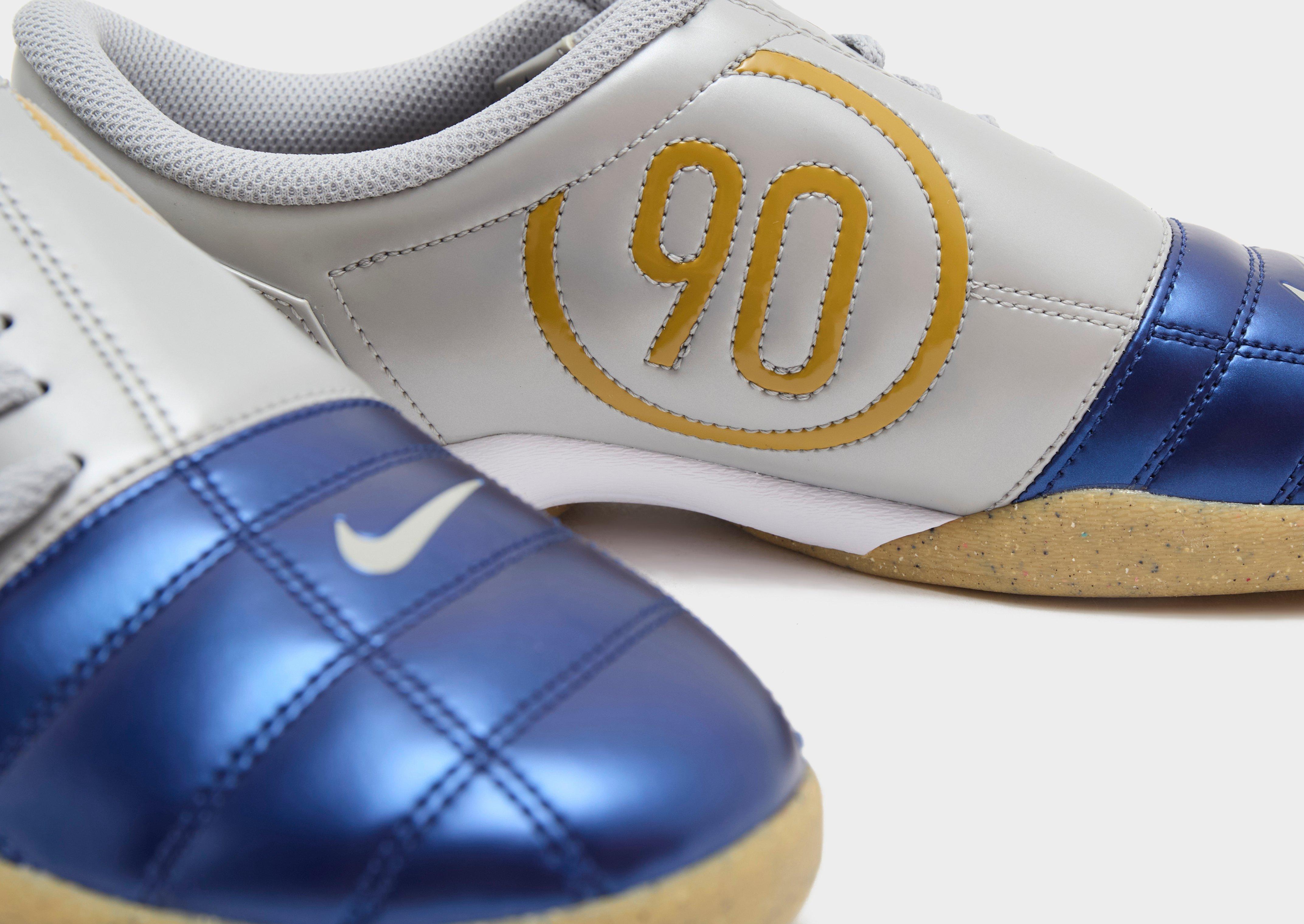 Nike Total 90
