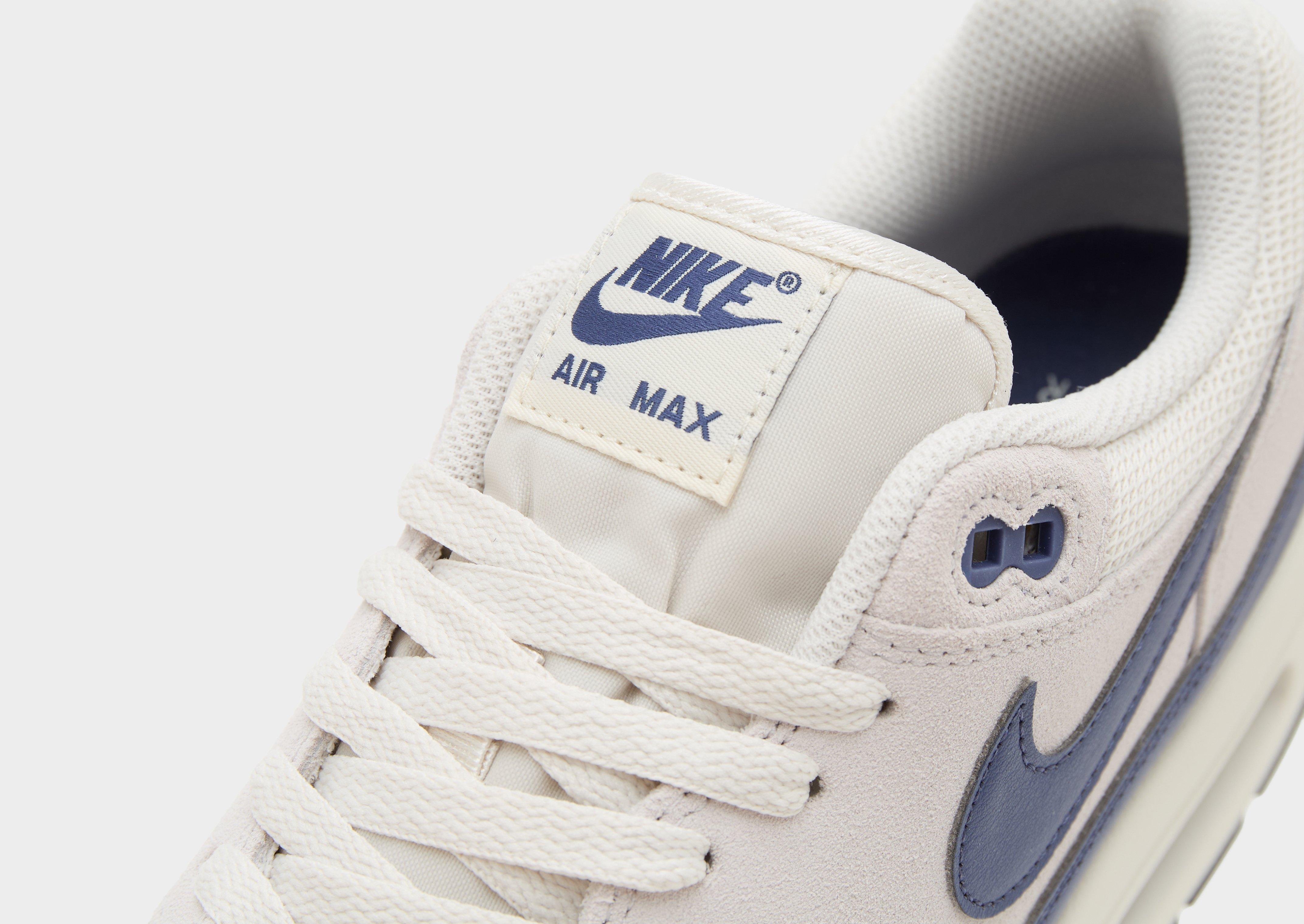 Nike Air Max 1 Essential