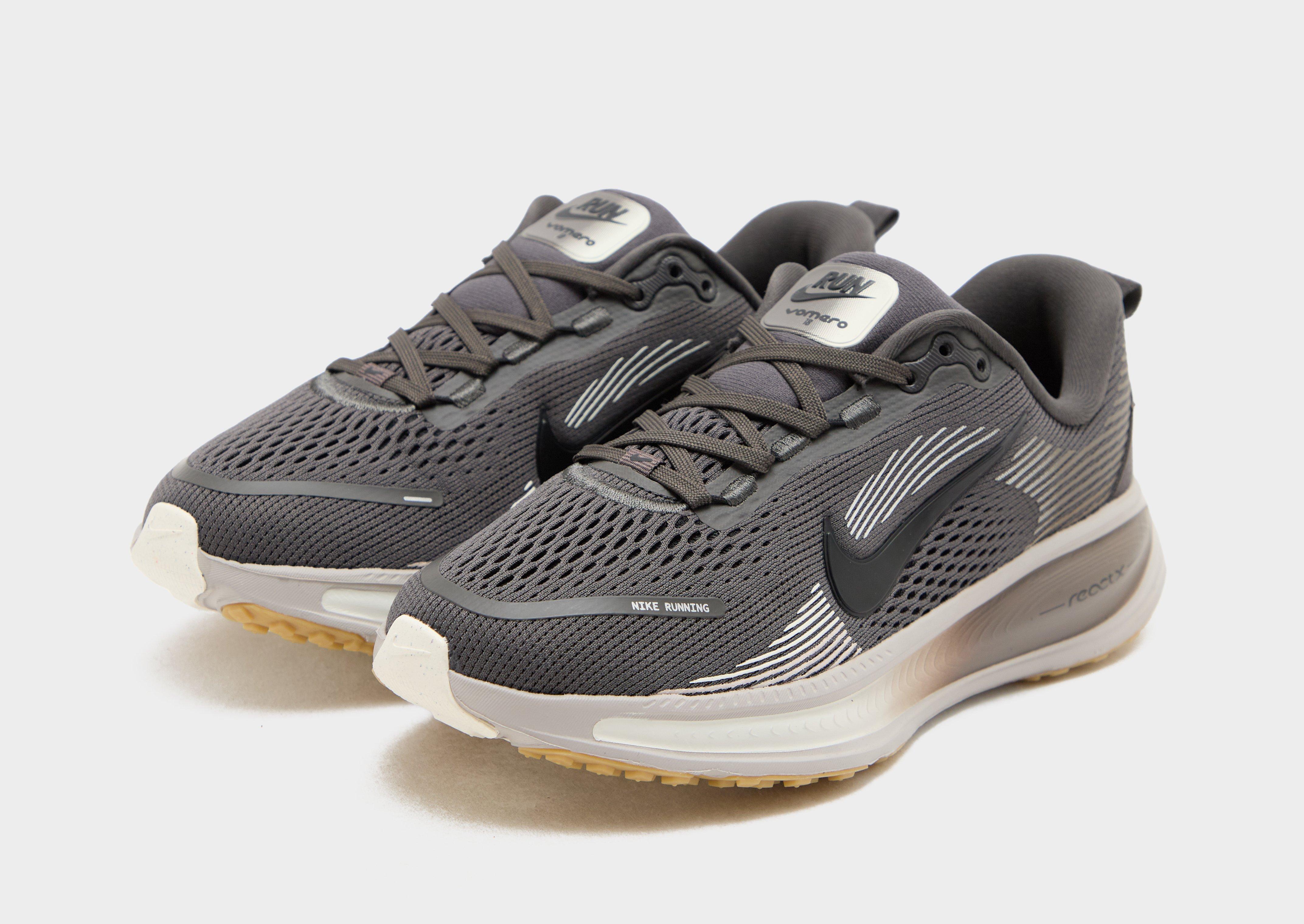 Nike Vomero 18 Junior