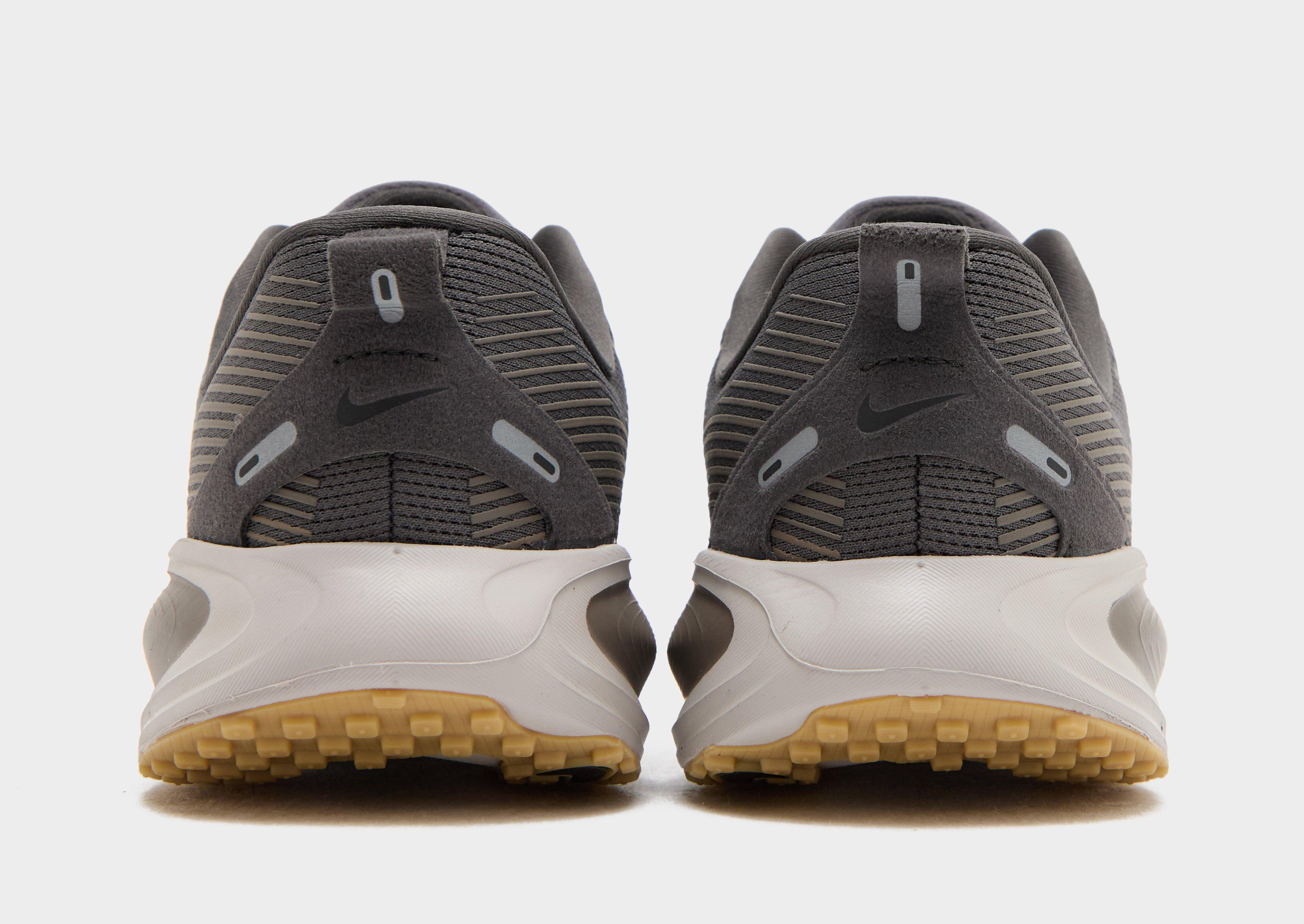 Nike Vomero 18 Junior