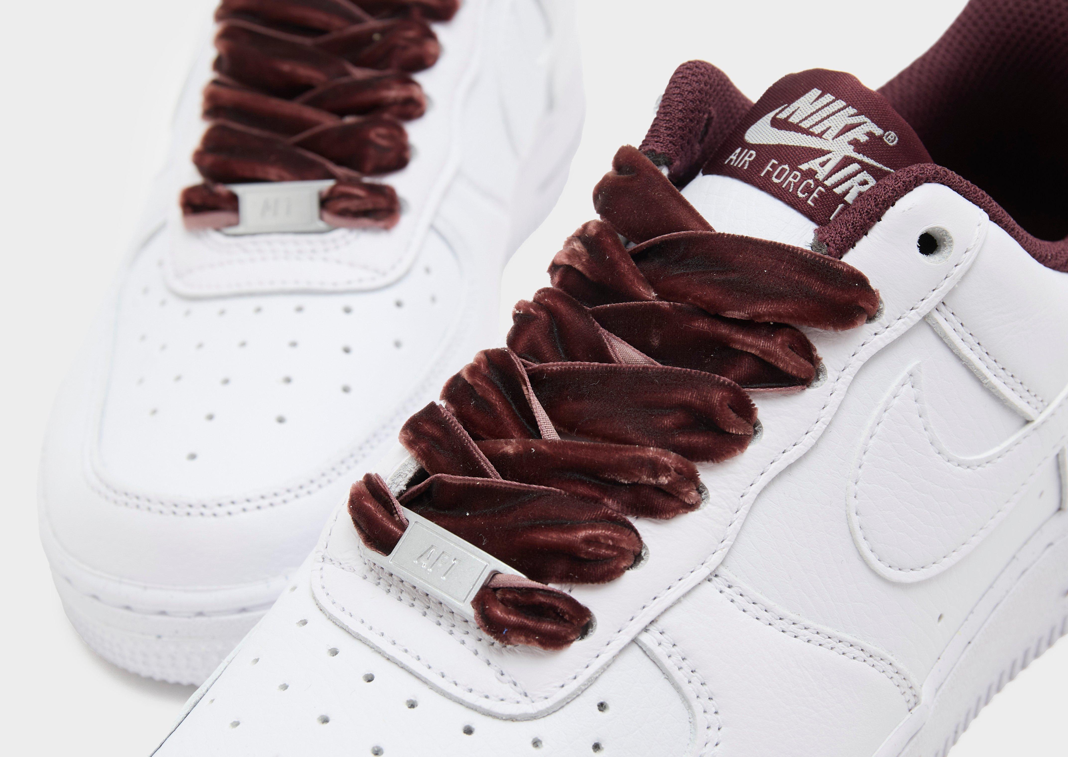 Nike Air Force 1 '07 Velvet Lace Femme