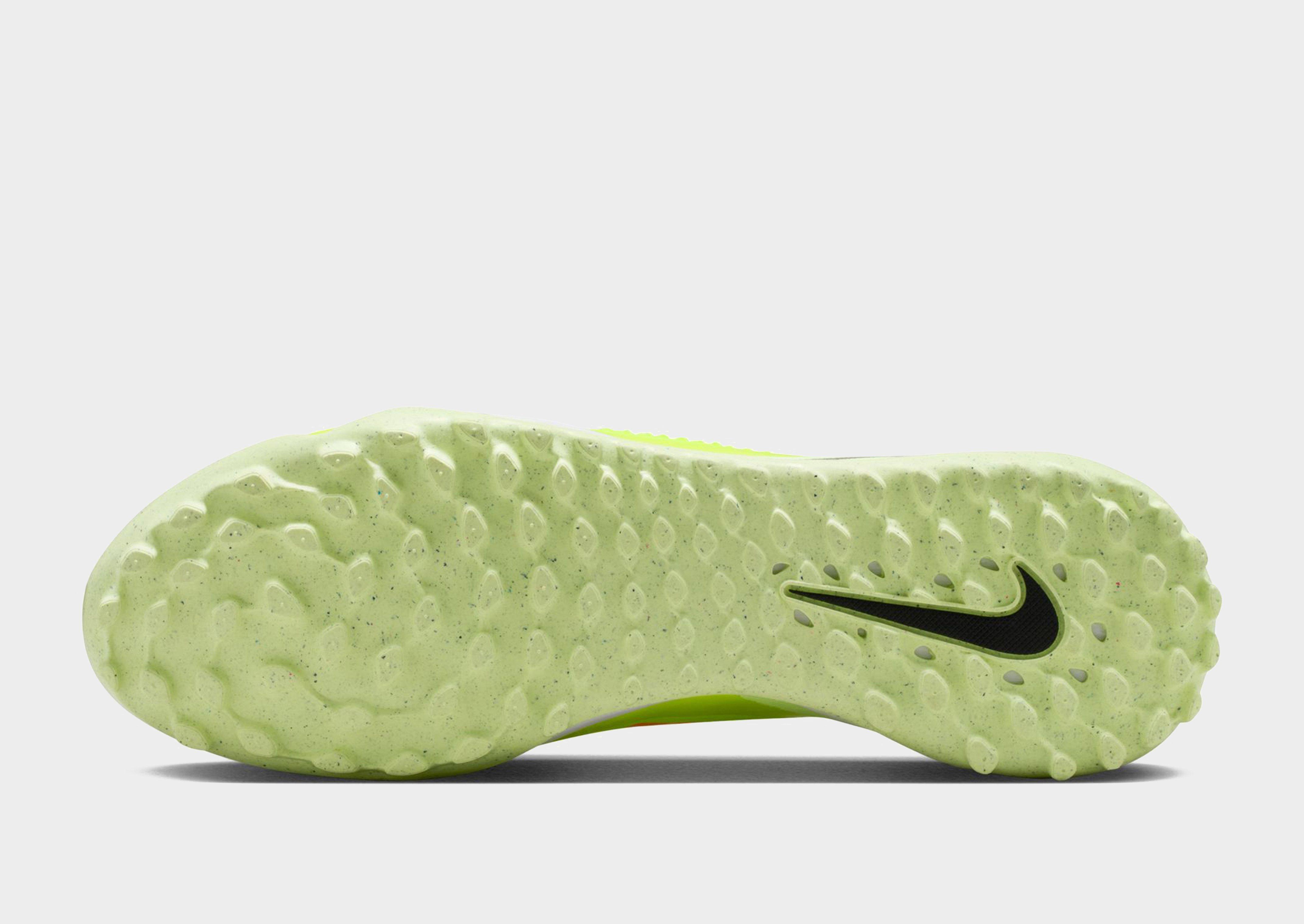 Nike Phantom 6 High Academy TF