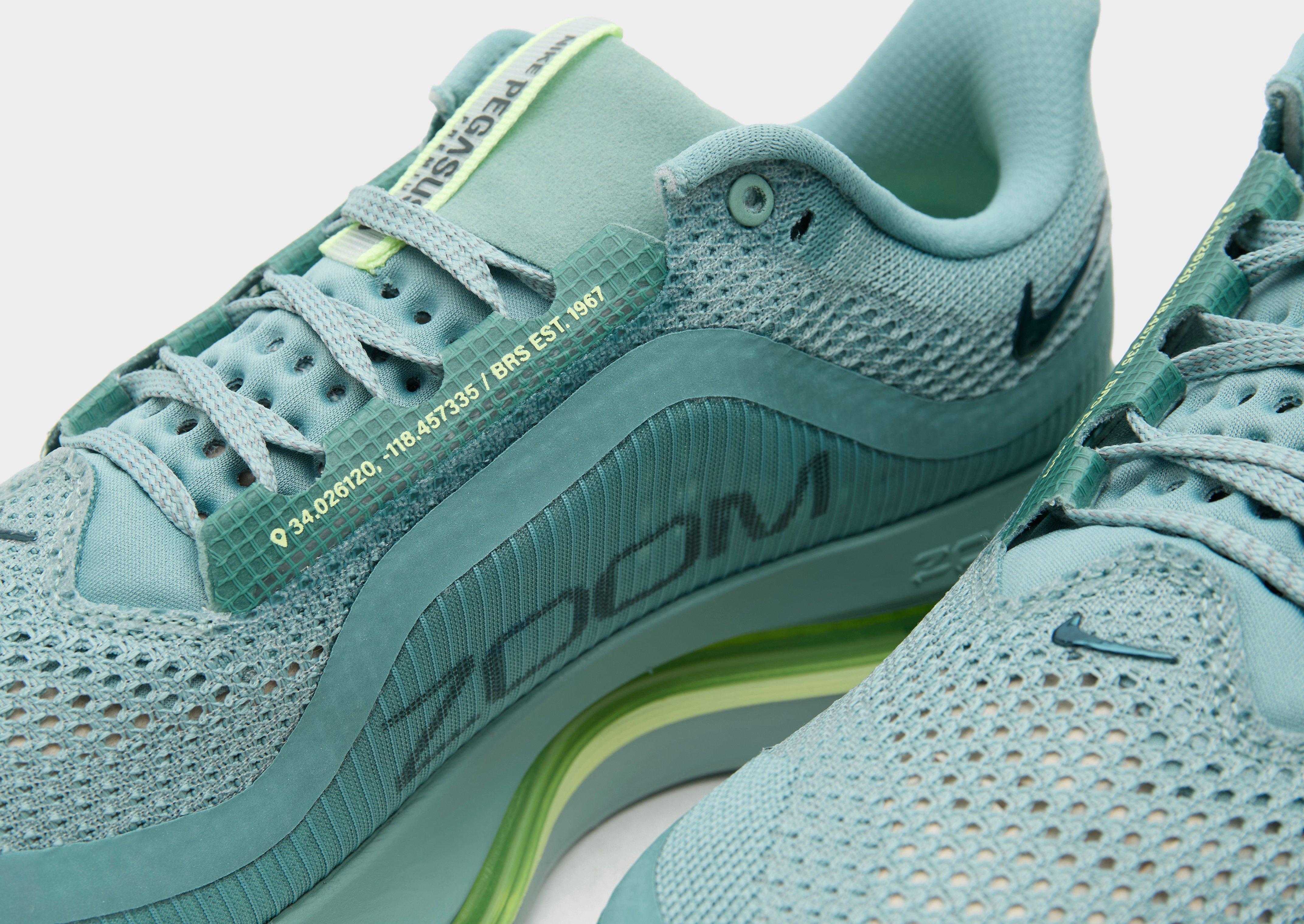 Nike Pegasus Premium