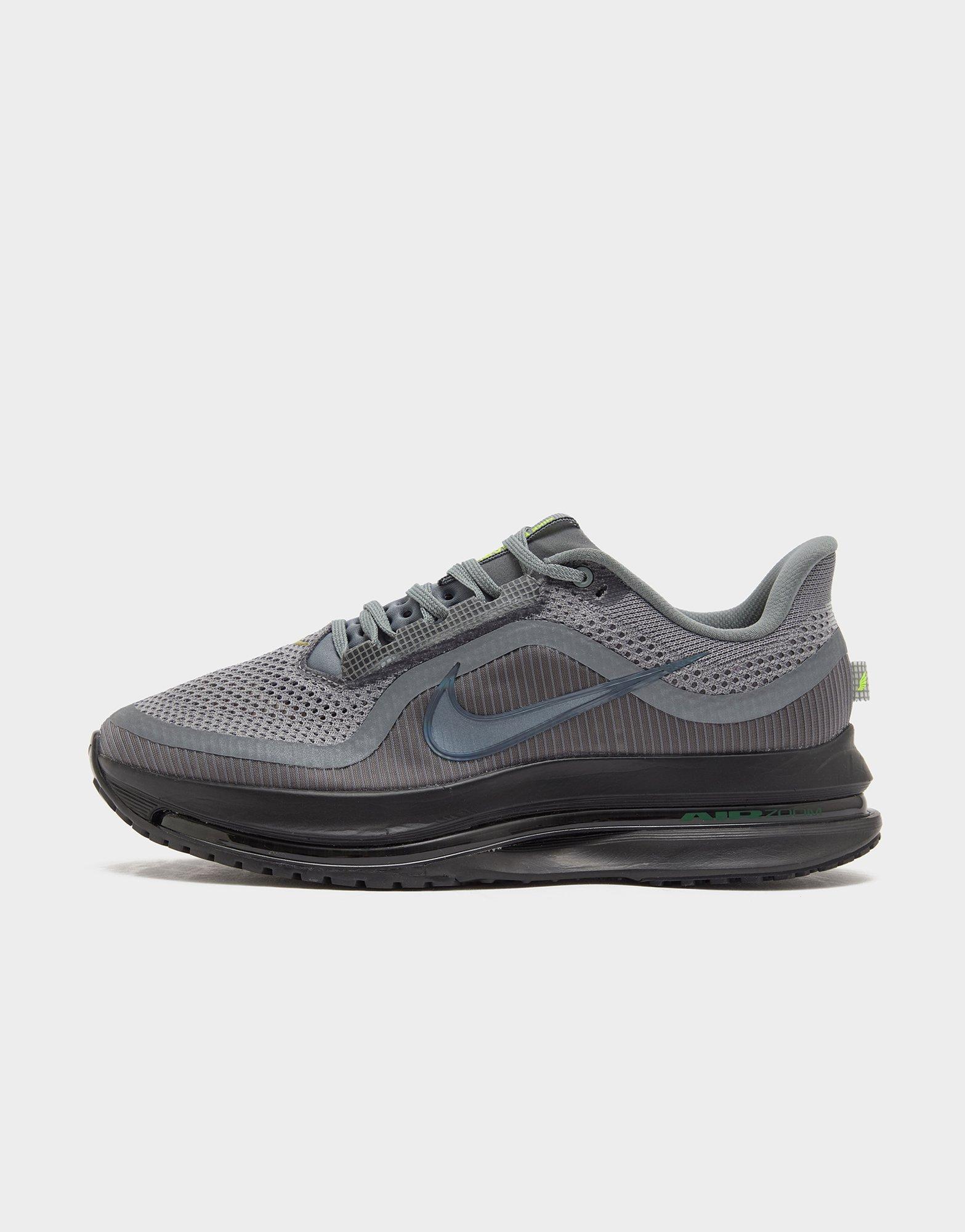 Nike Pegasus Premium