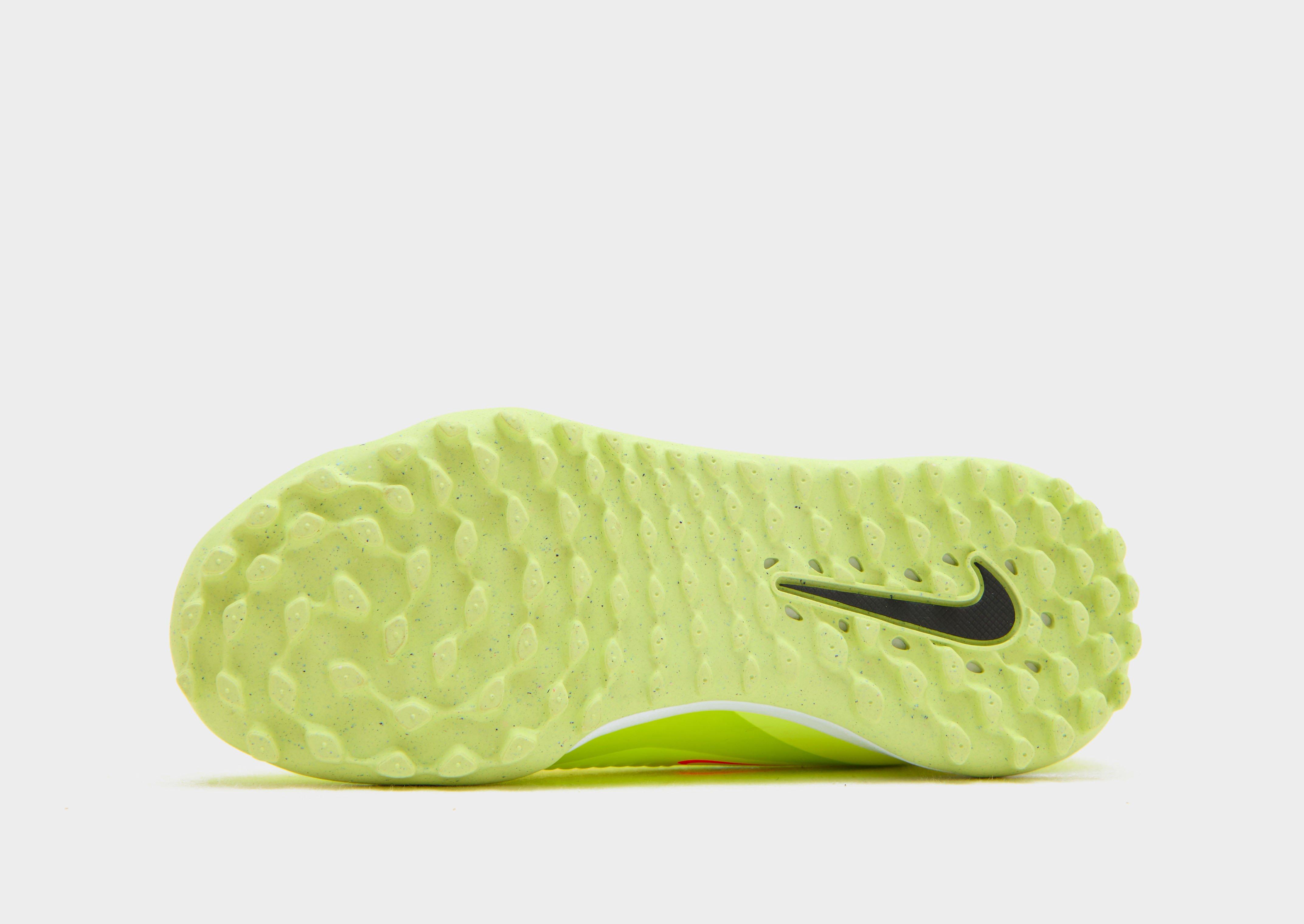 Nike Phantom 6 Low Academy TF Children