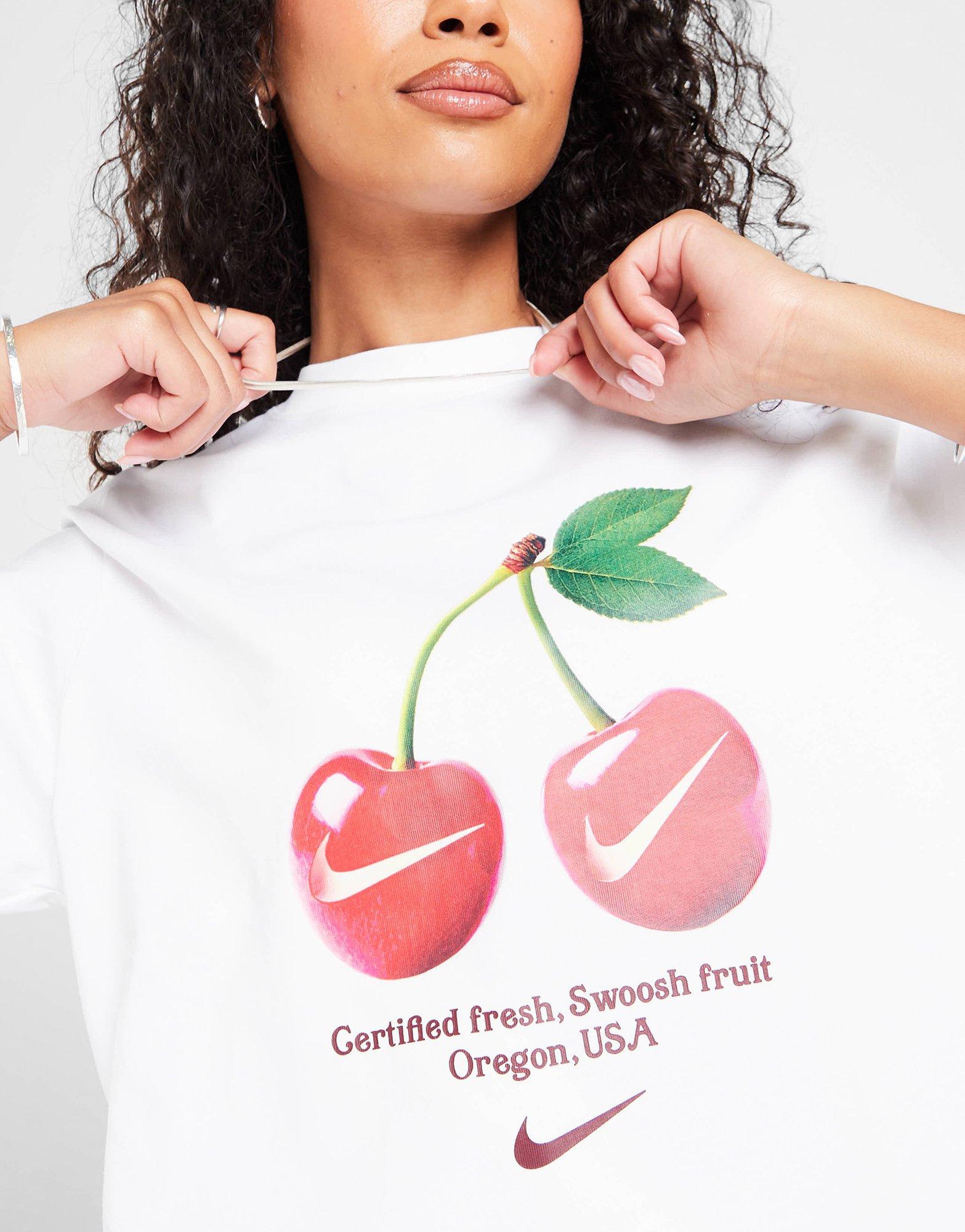 Nike Cherry Graphic T-Shirt Damen