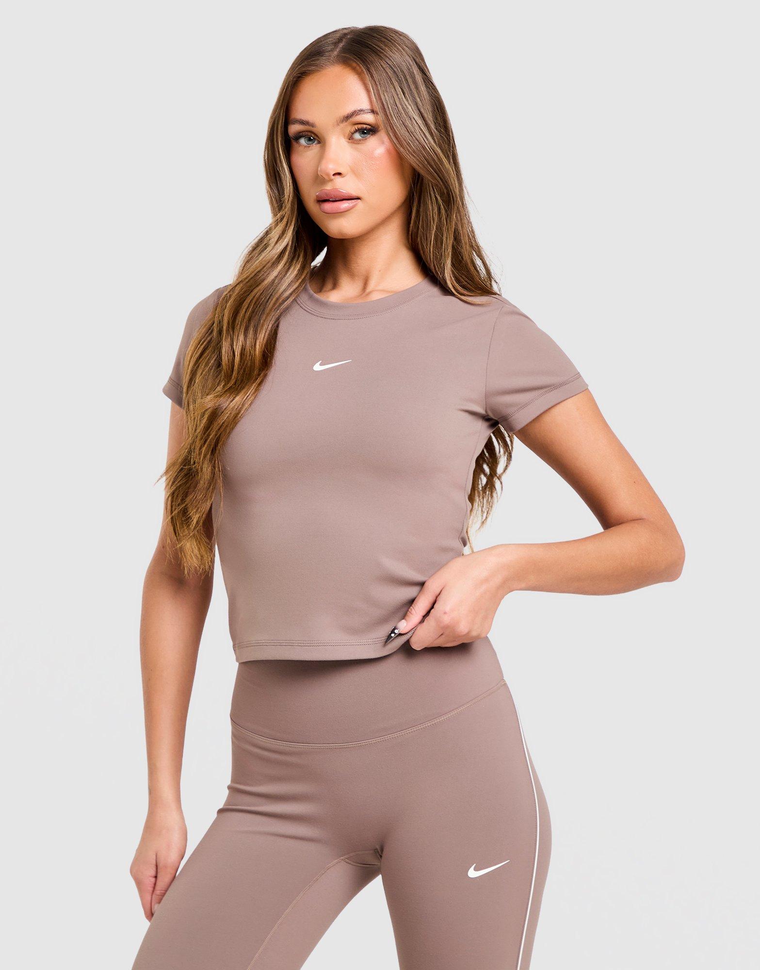 Nike Slim Cropped T-shirt