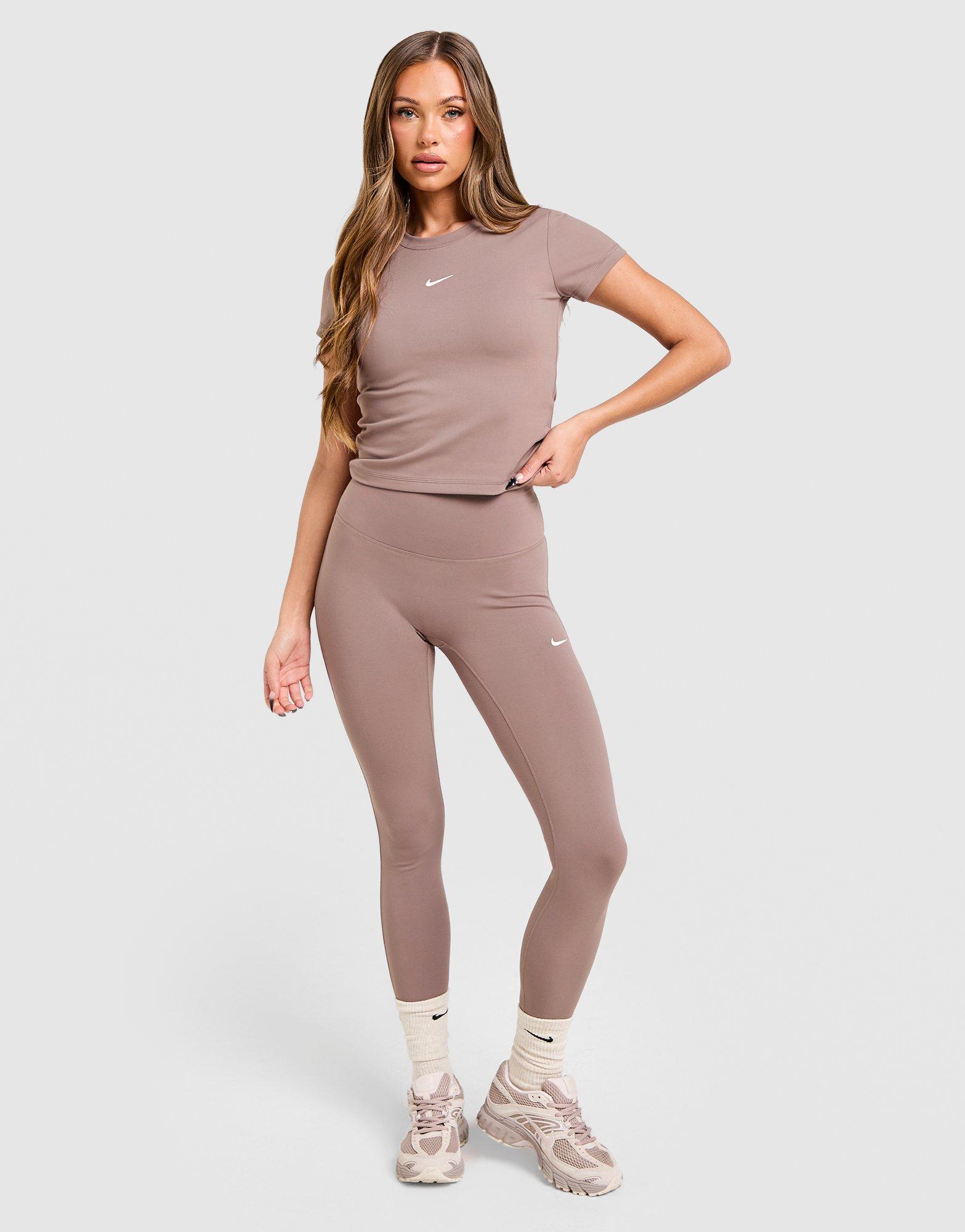 Nike Slim Cropped T-shirt