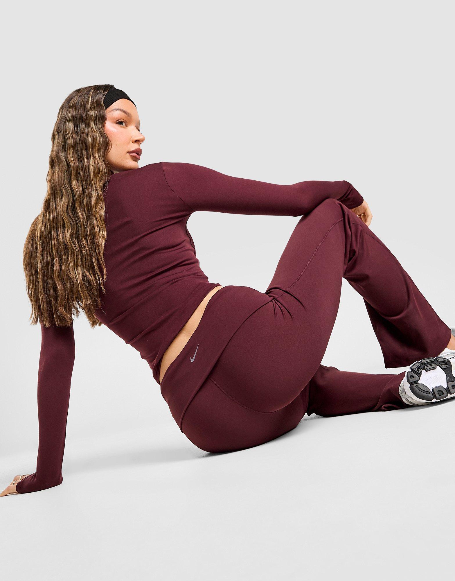 Nike Training One Leggings Flare Con Risvolto