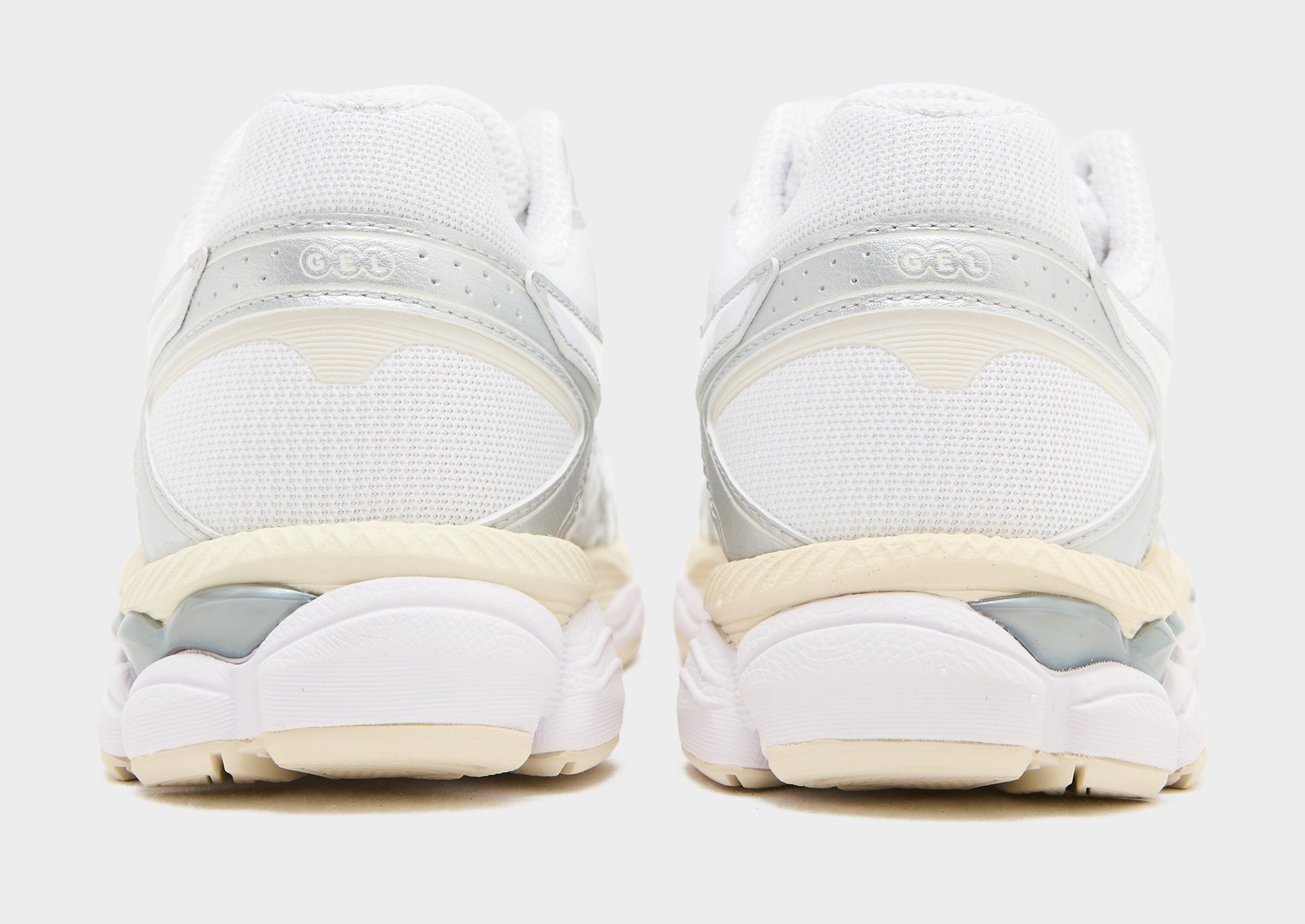 ASICS GEL-CUMULUS 16 Women's