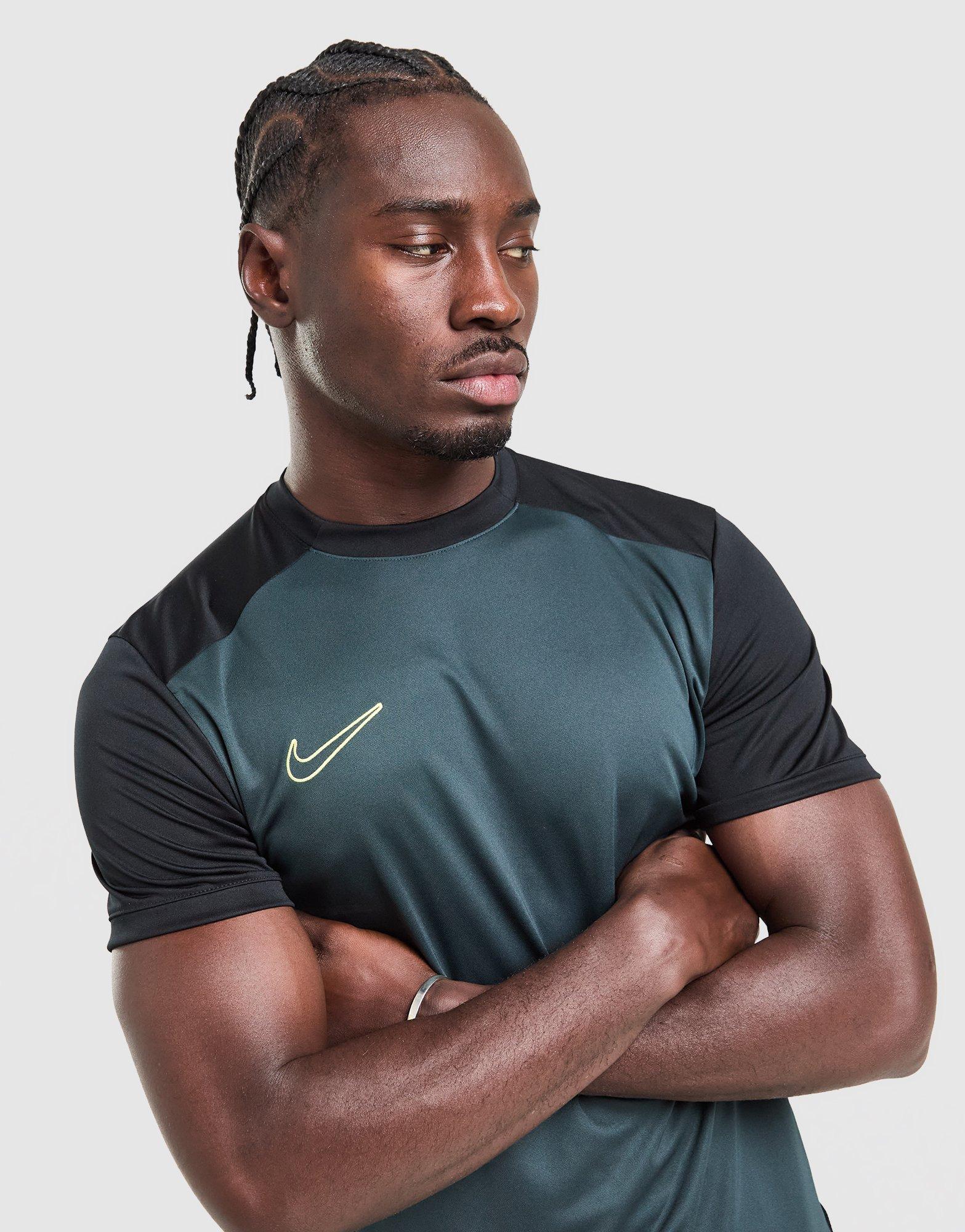Nike T-shirt Academy