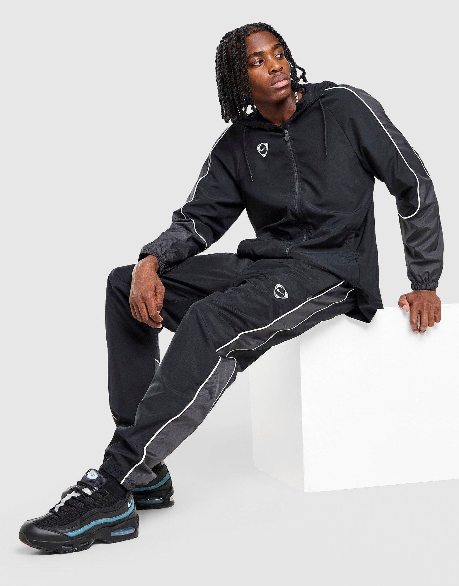 Nike Pantaloni Track Woven Repel Academy