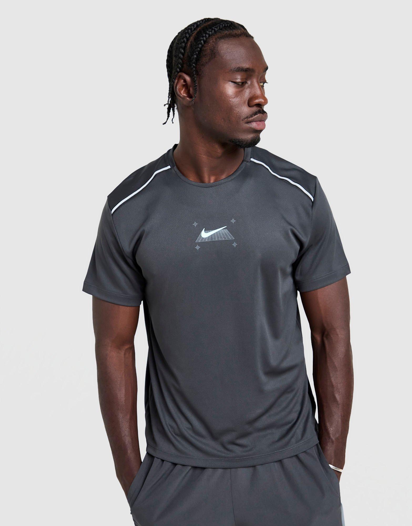 Nike Grid T-Shirt