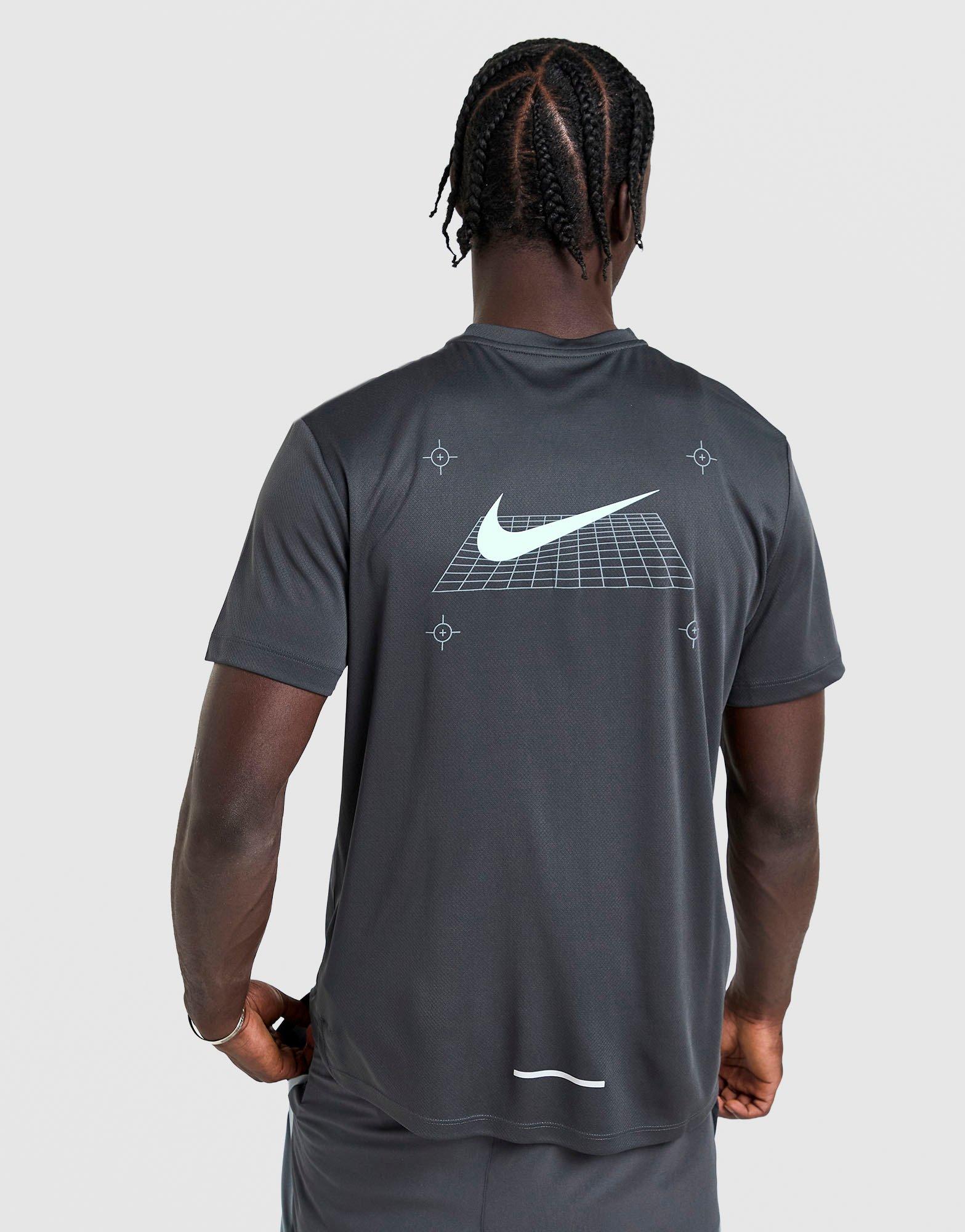 Nike Grid T-Shirt