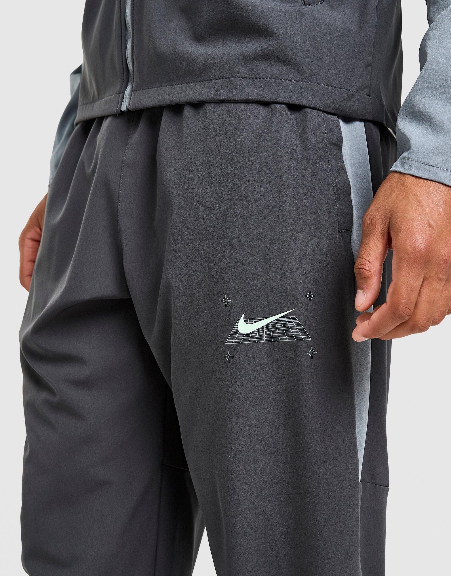 Nike Grid Track Pants
