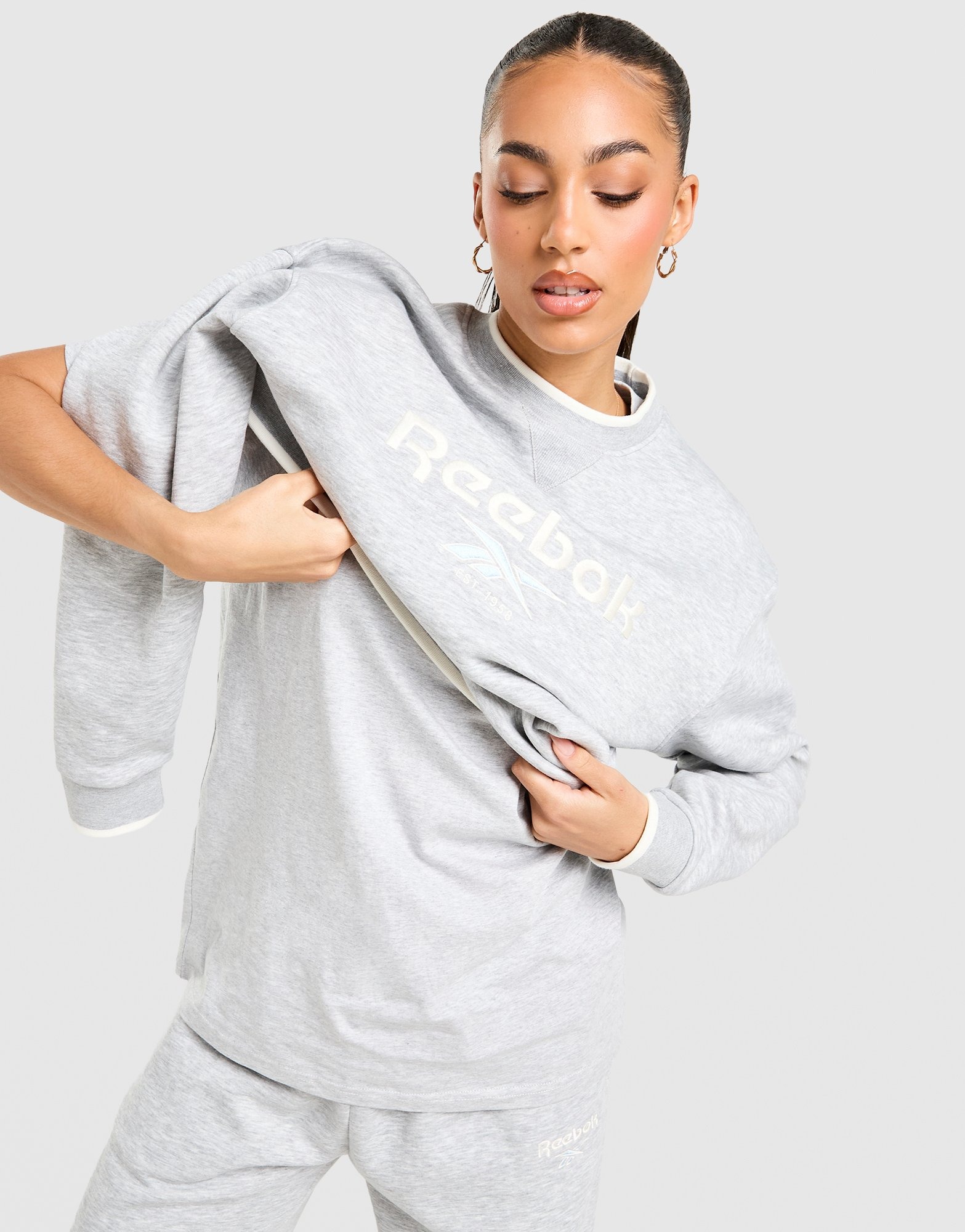 Grey Reebok Retro Crew Sweatshirt | JD Sports UK