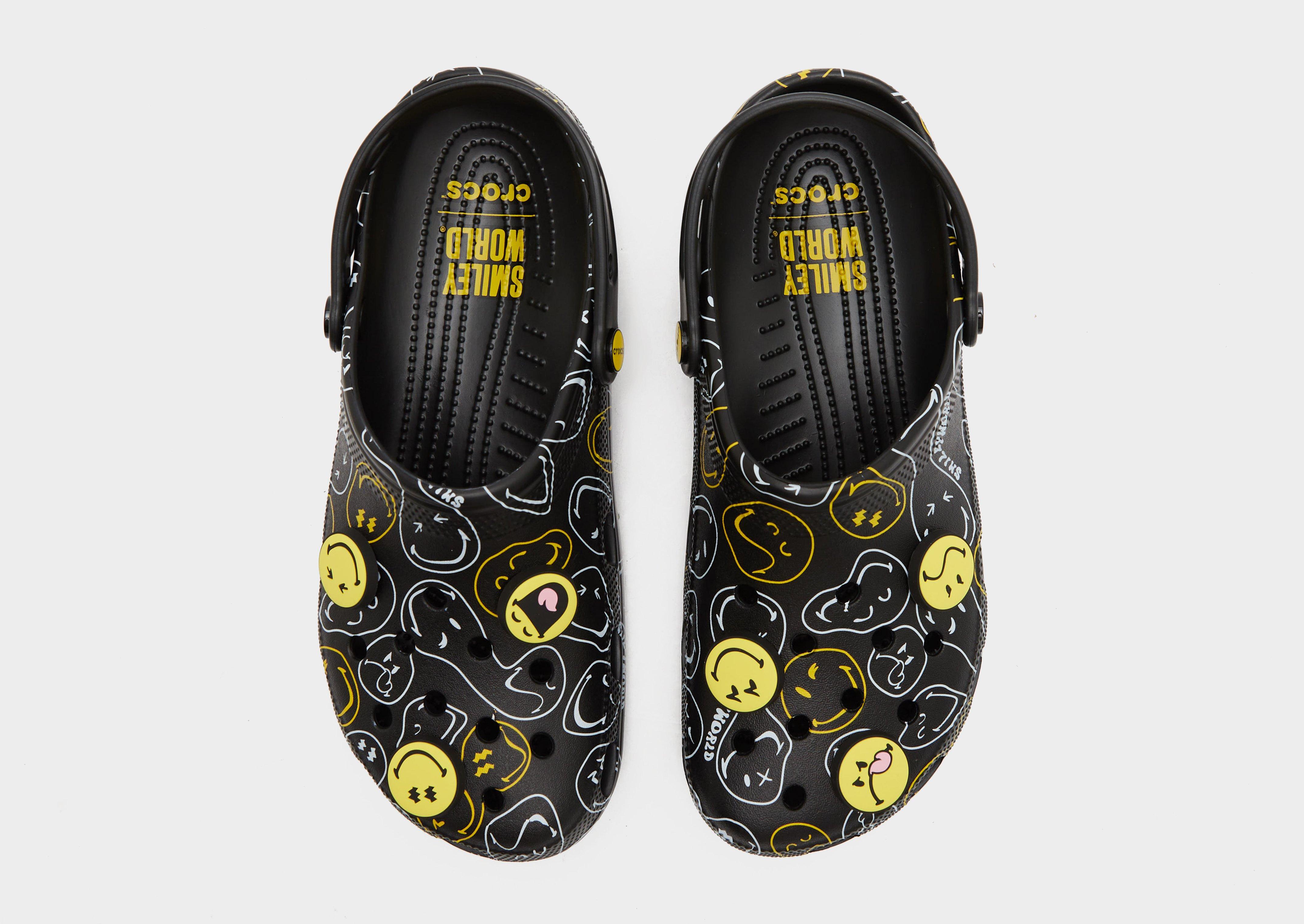 Crocs x SmileyWorld Classic Clog