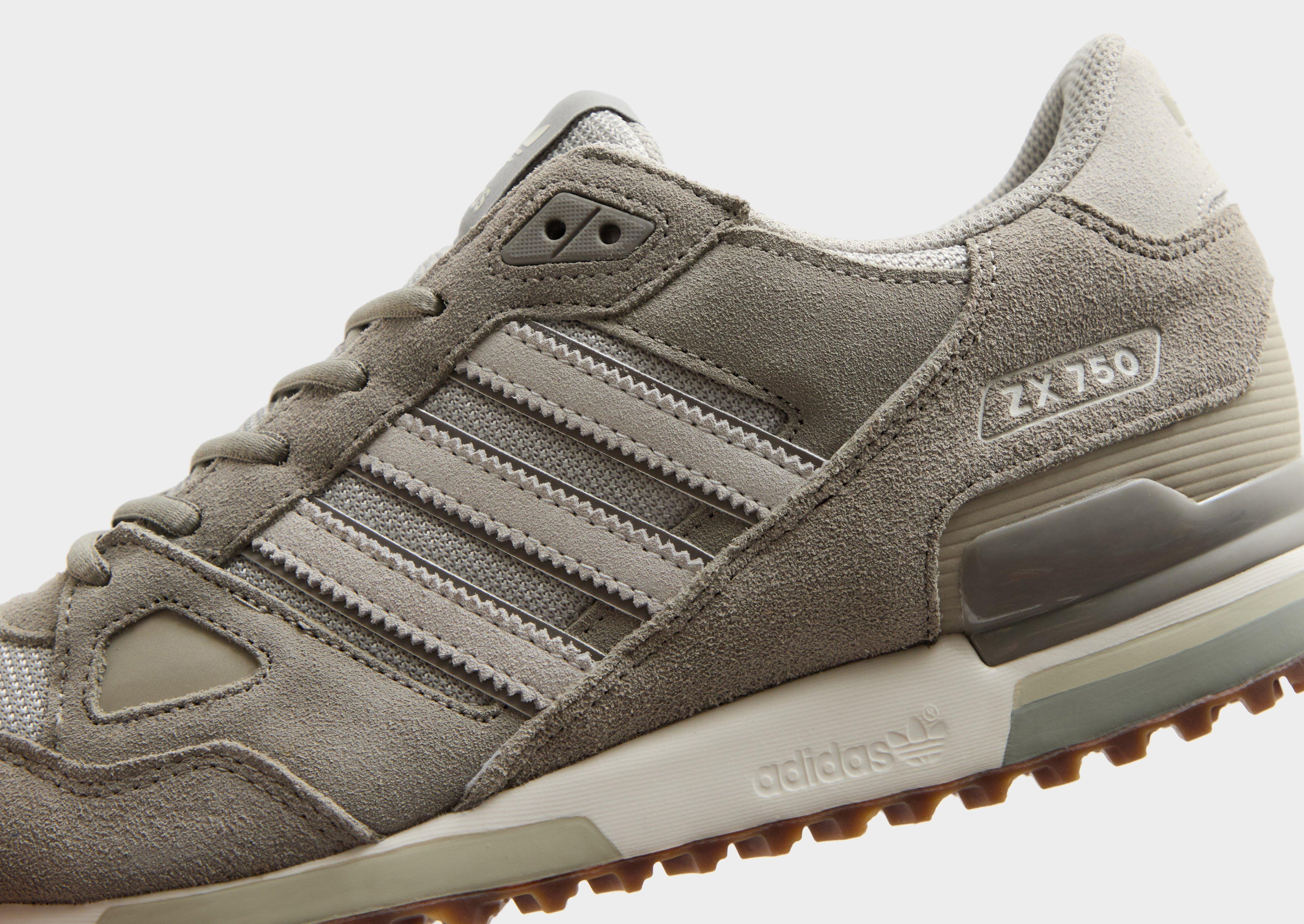 Beige adidas Originals ZX 750 | JD Sports UK