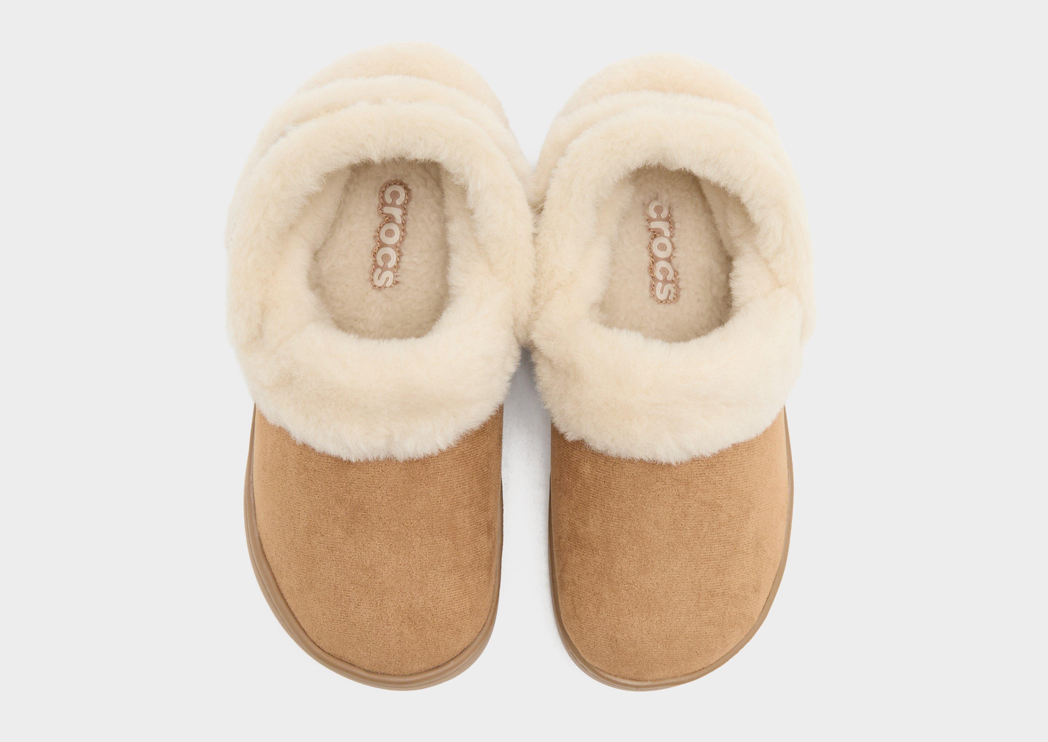 Crocs Classic Unfurgettable Suede Clog para mujer