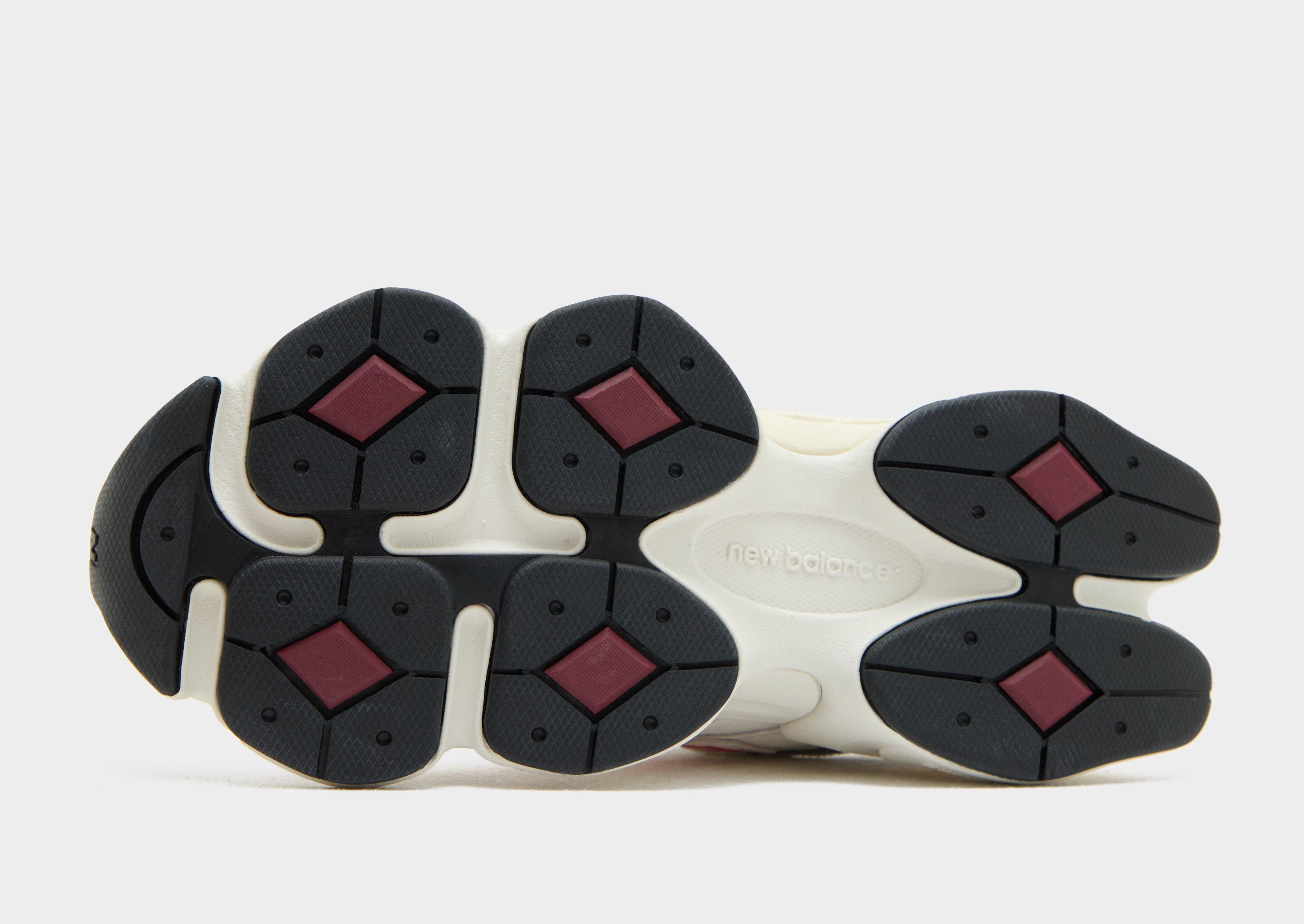 New Balance 9060 Naiset