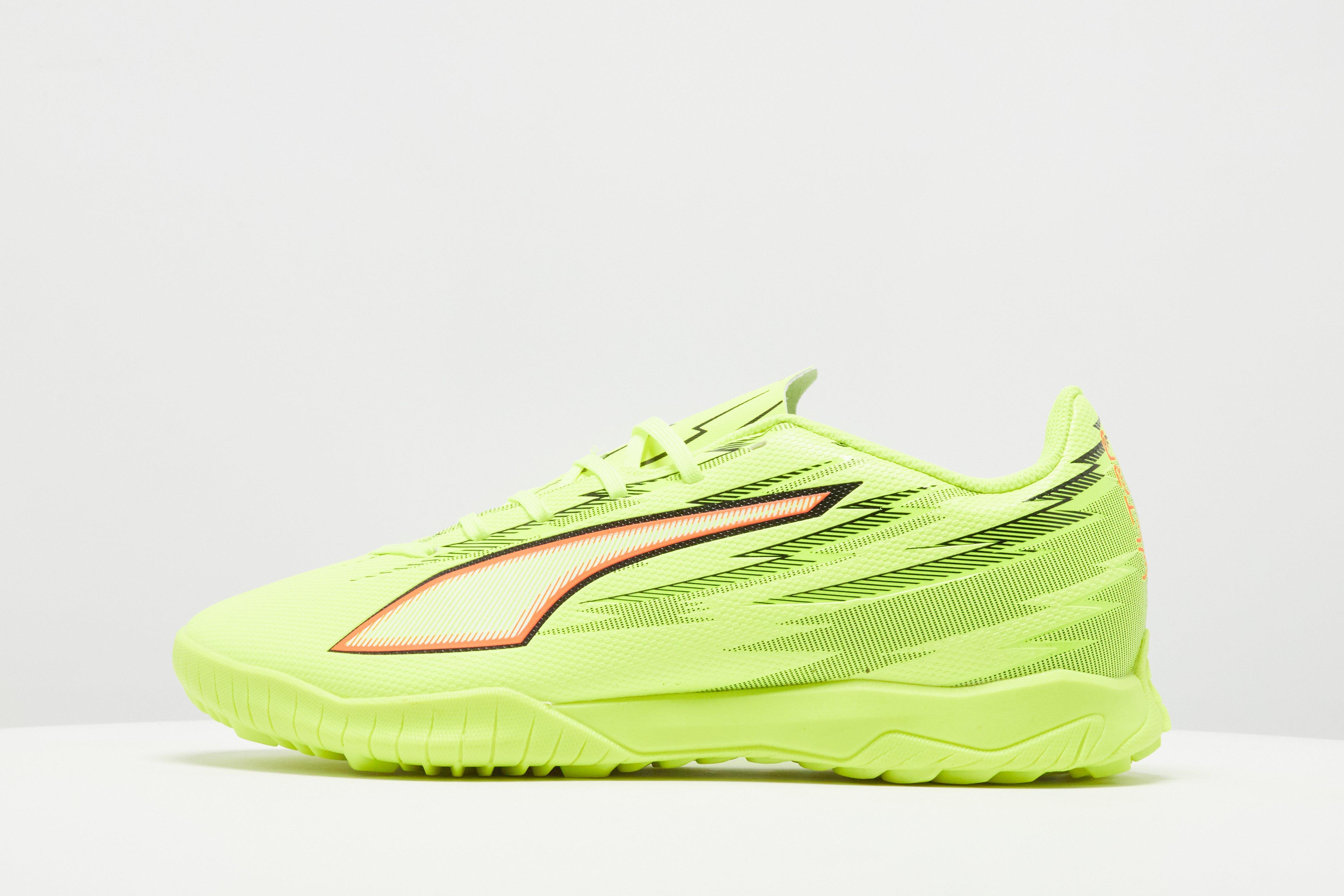 PUMA ULTRA 6 Play TF